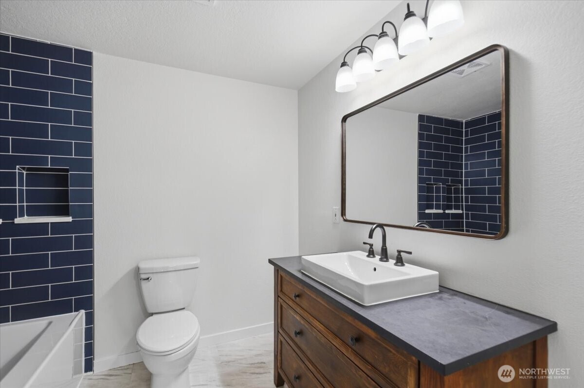 5728 131st Place Property Photo 13