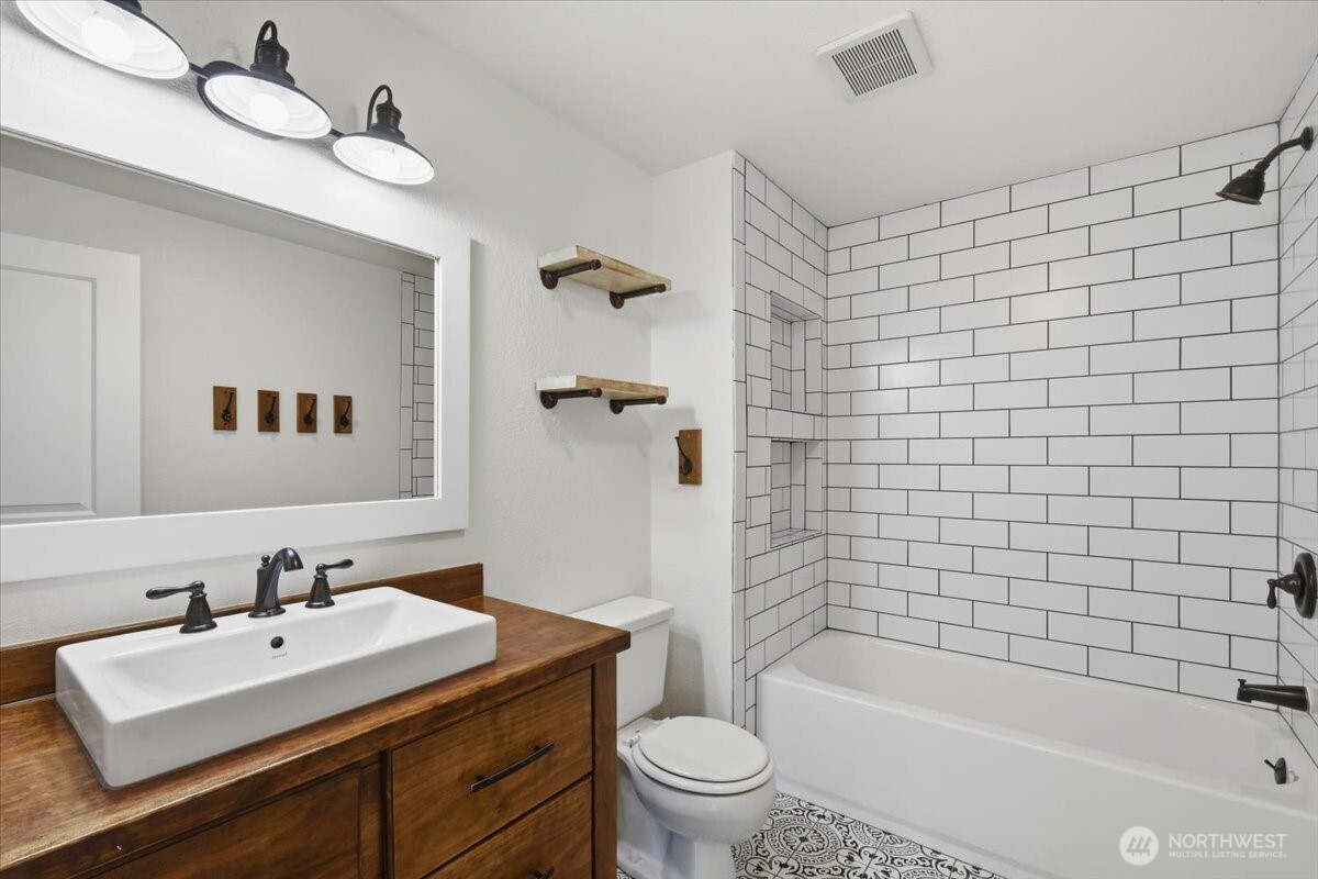 5728 131st Place Property Photo 19