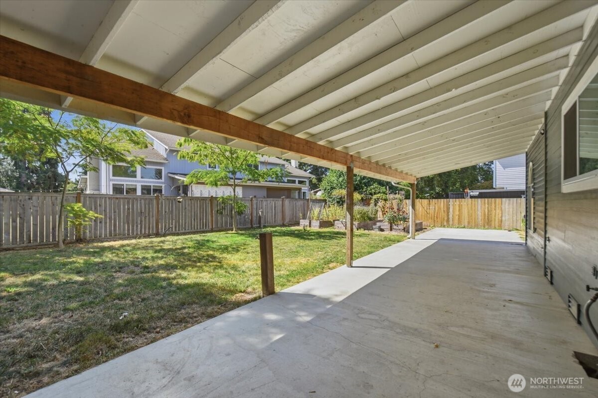 5728 131st Place Property Photo 20