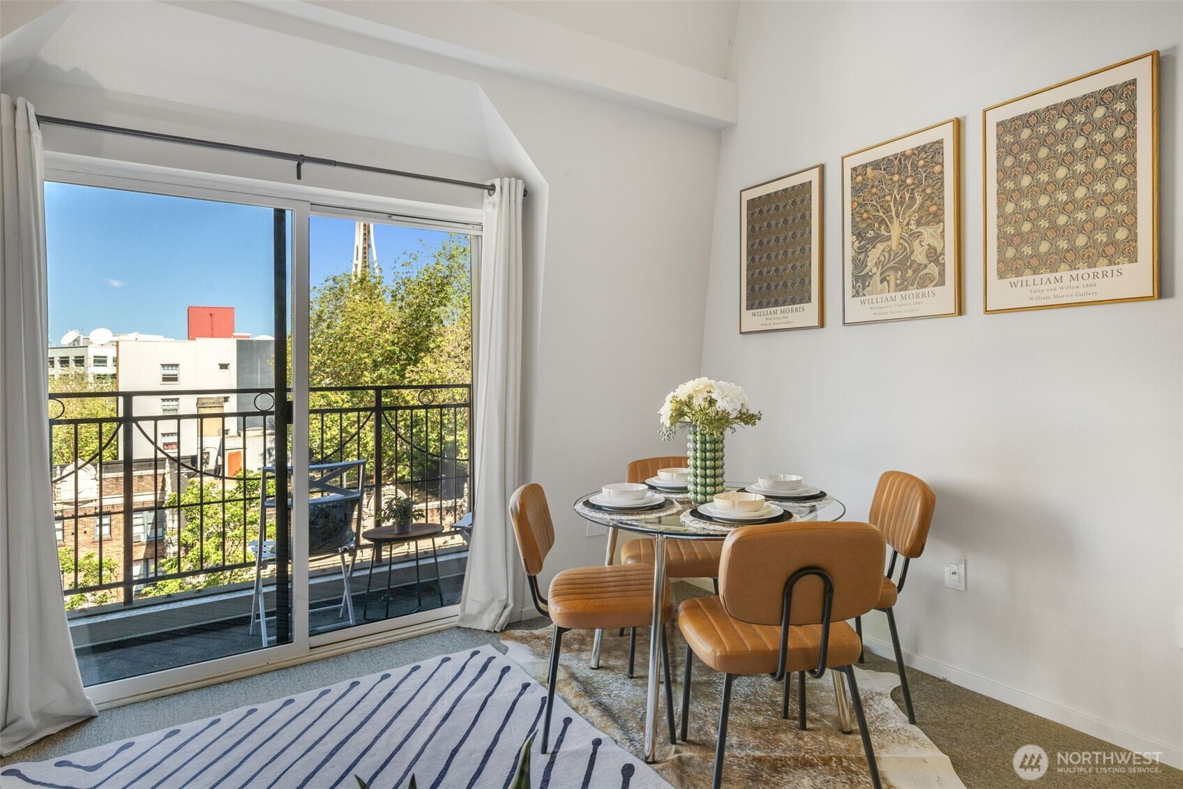 425 Vine Street 706 Property Photo 7