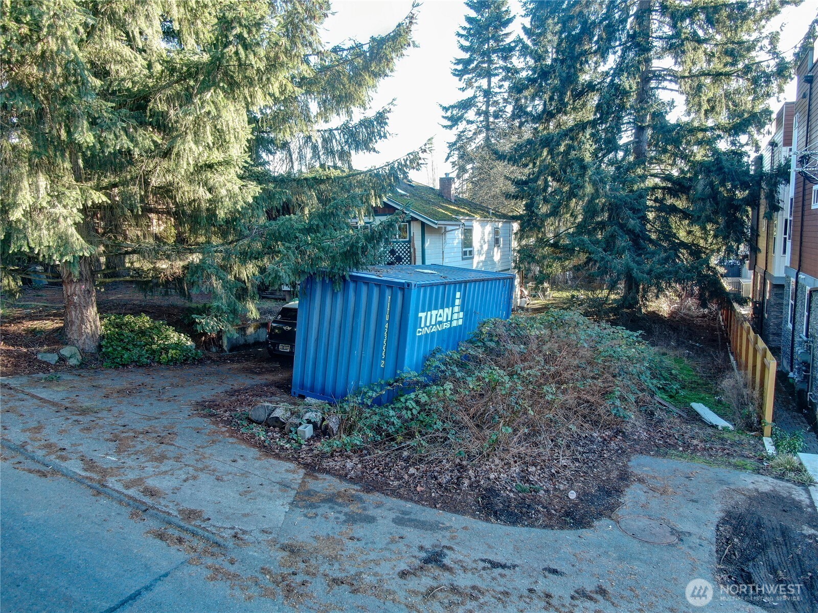 317 N 138th Street Property Photo 2