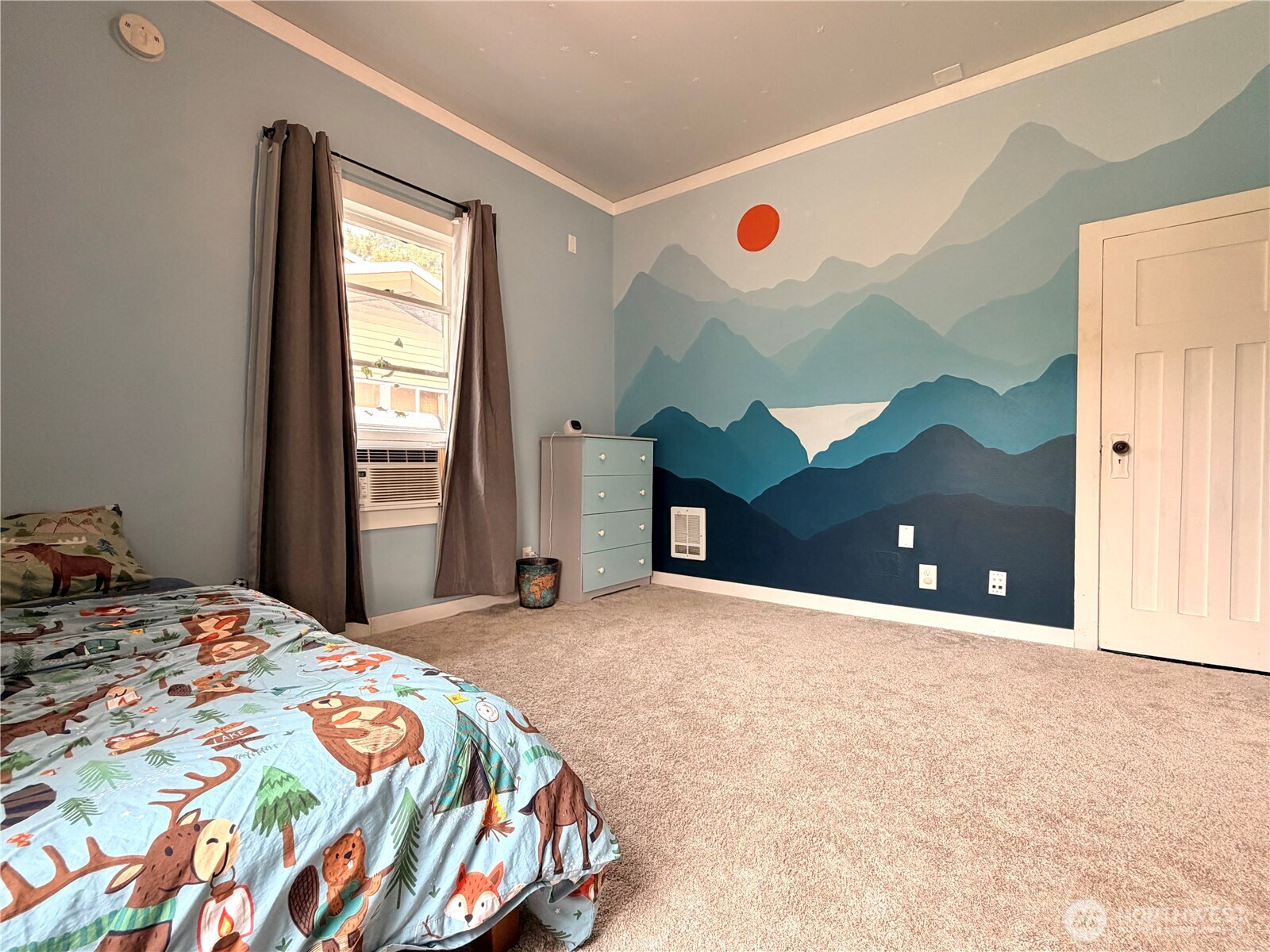 678 4th Avenue Property Photo 22