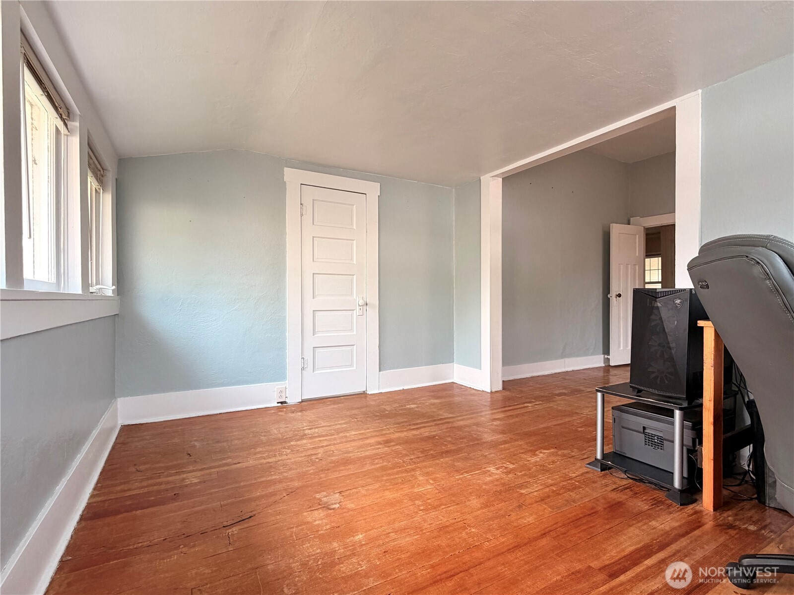 678 4th Avenue Property Photo 33
