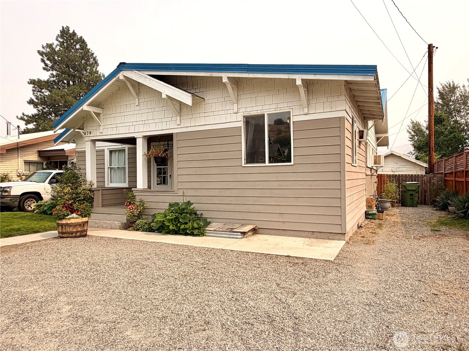 678 4th Avenue Property Photo 40