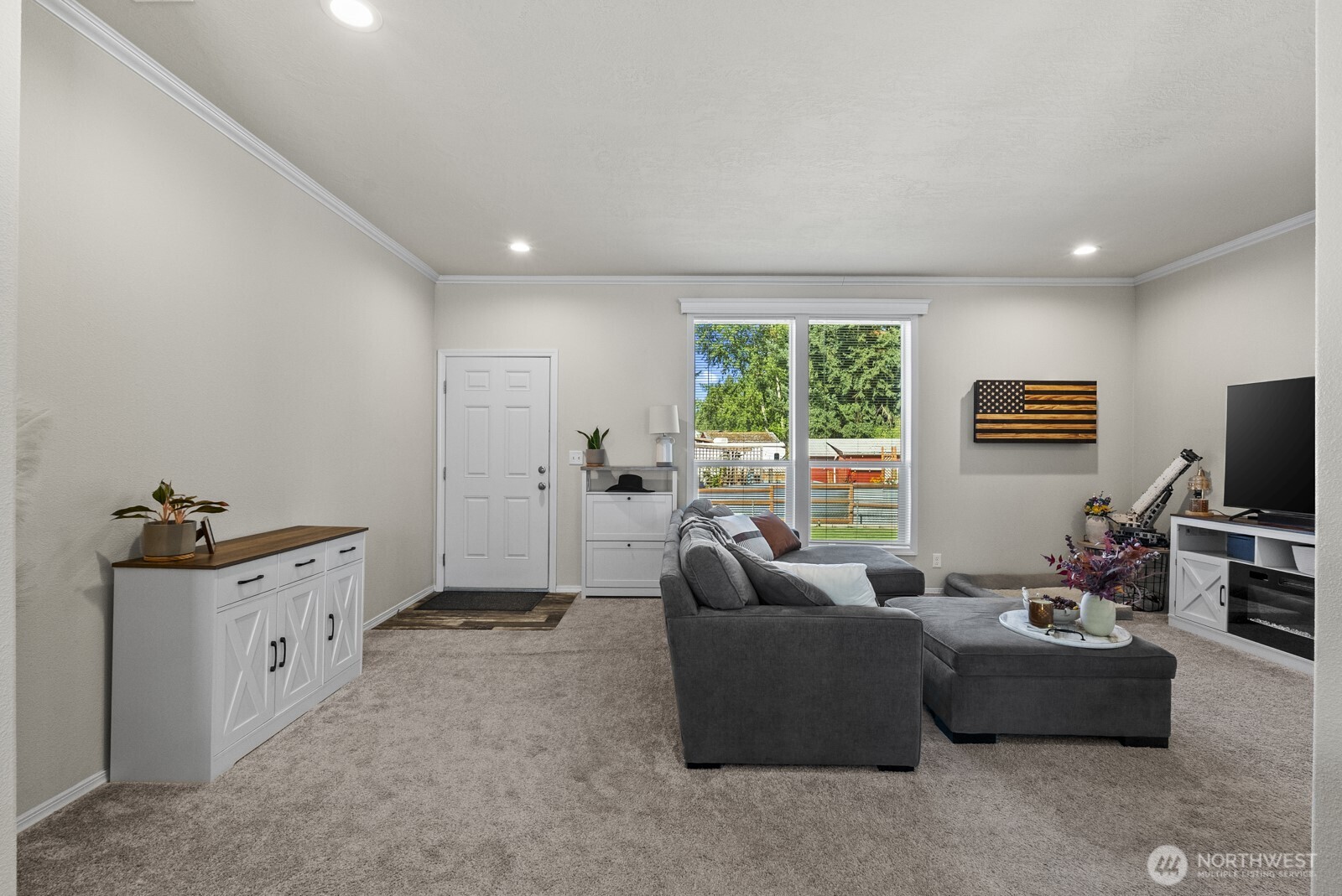 12813 Ridge Cir E Property Photo 6
