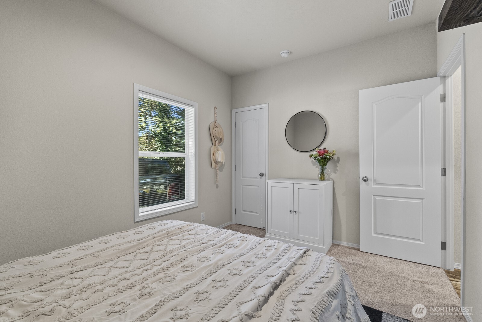 12813 Ridge Cir E Property Photo 24