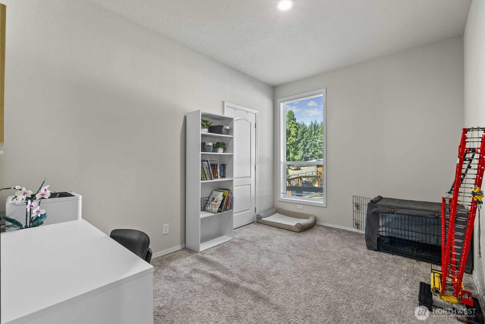 12813 Ridge Cir E Property Photo 25
