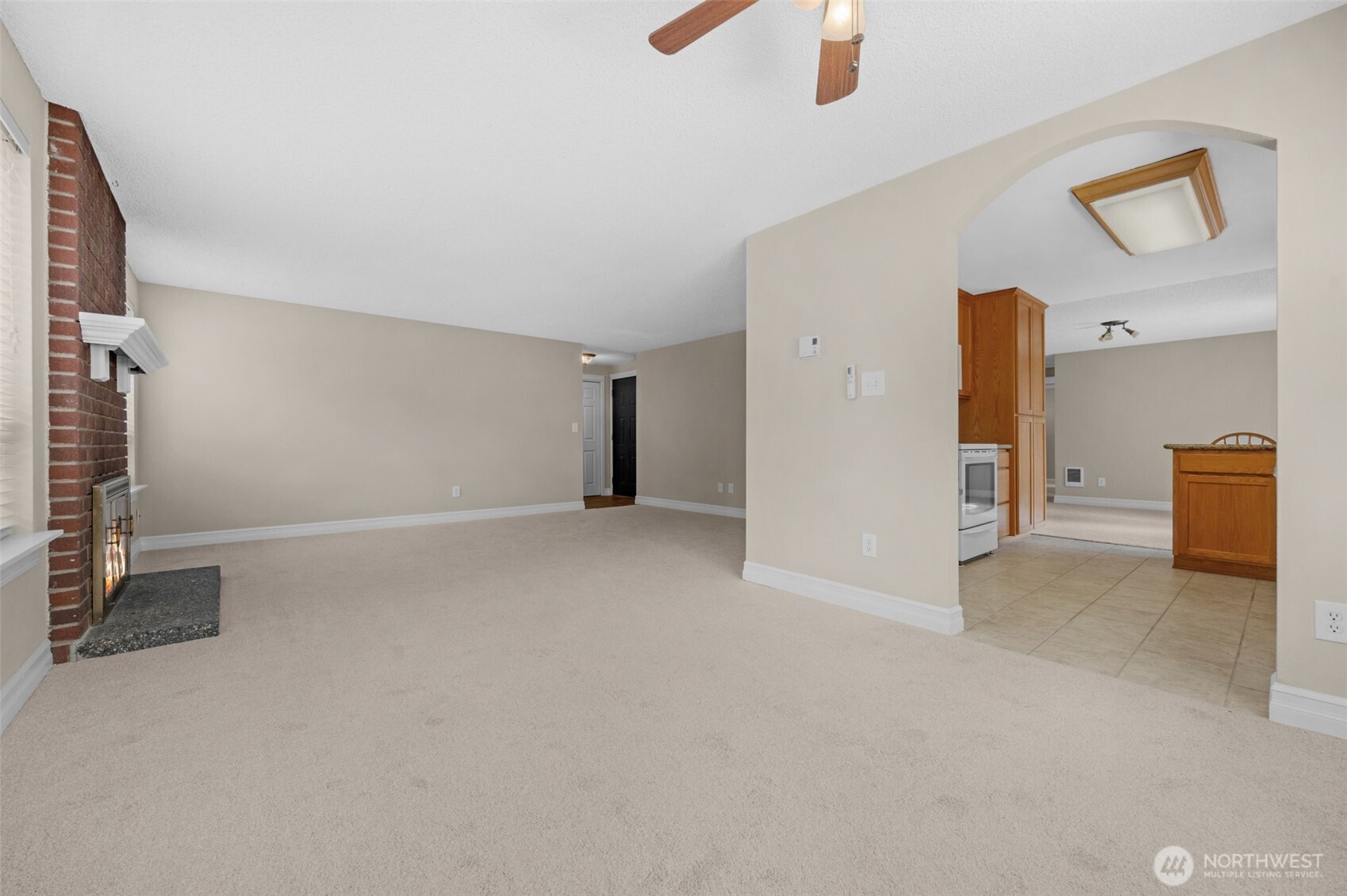 5628 95th Street Property Photo 7