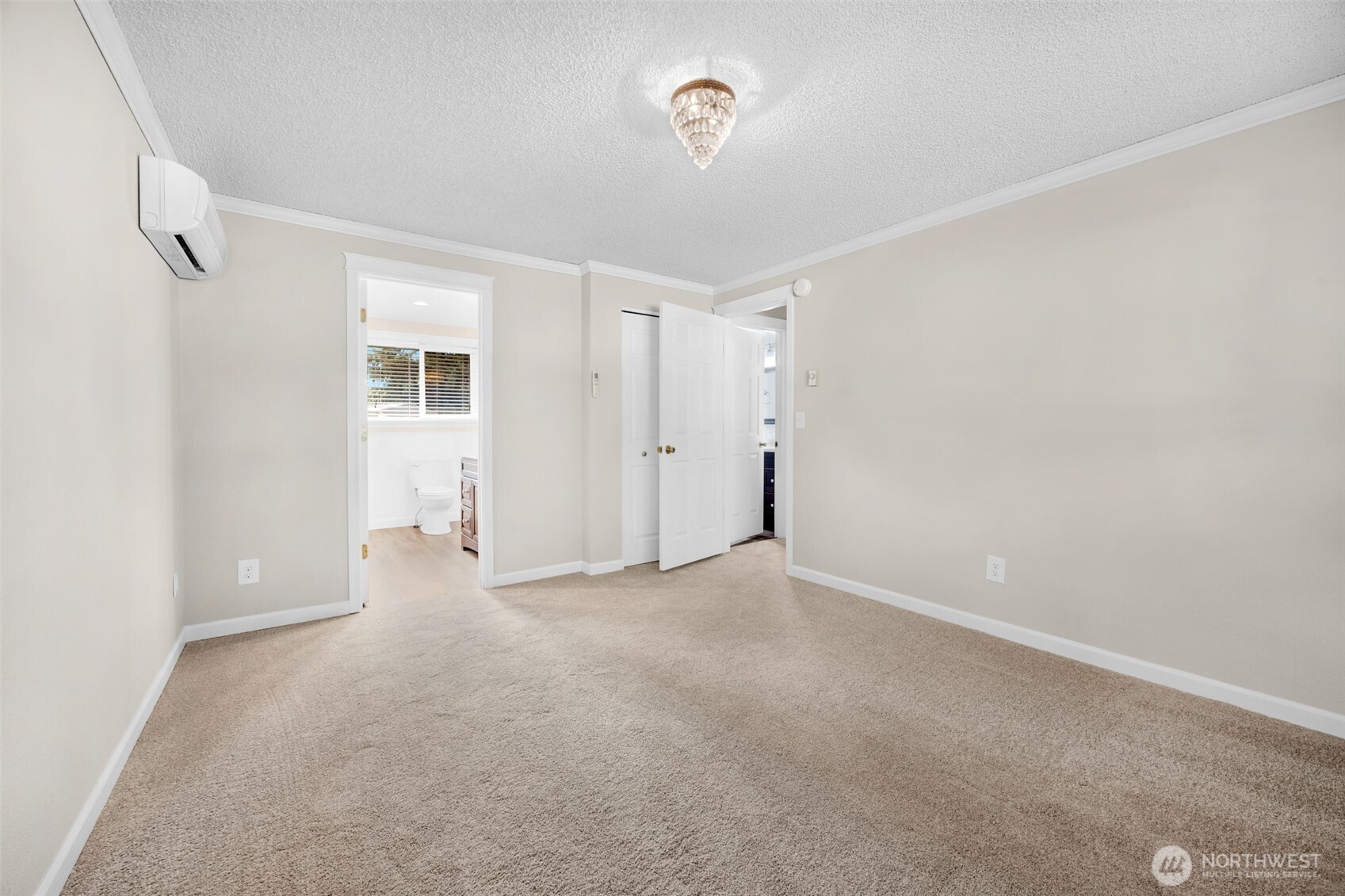 5628 95th Street Property Photo 18