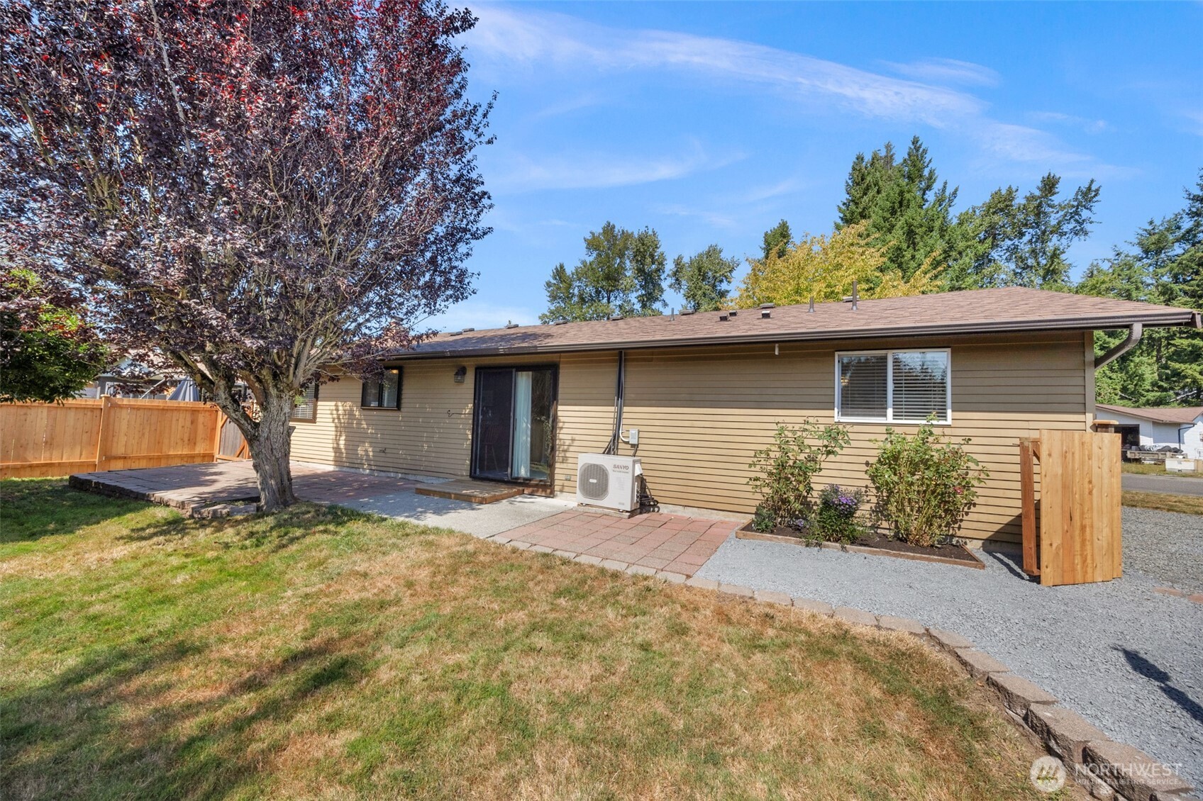 5628 95th Street Property Photo 26