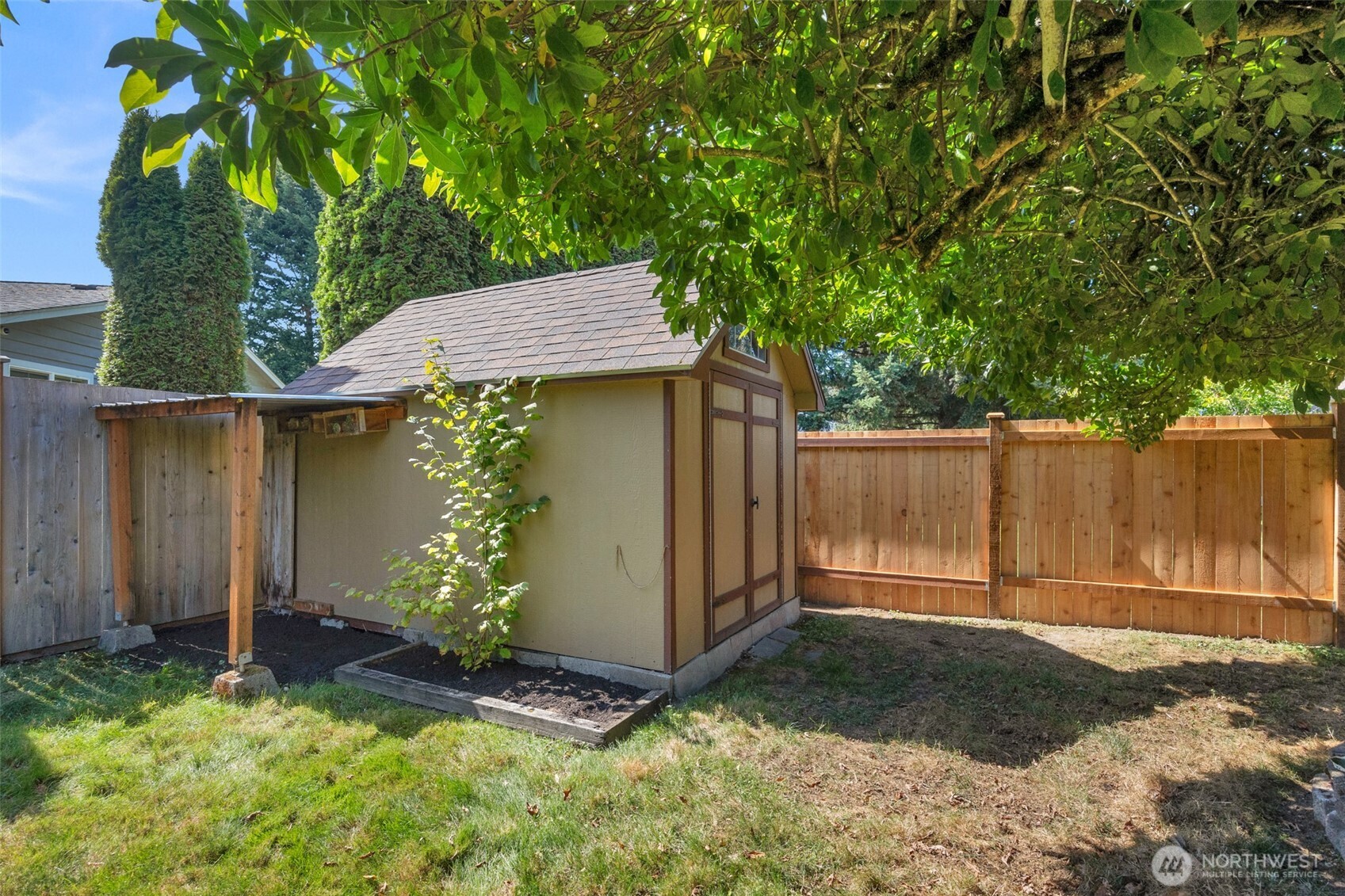 5628 95th Street Property Photo 28