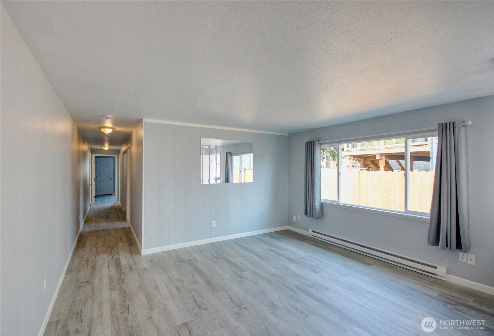 2524 Walnut Street Property Photo 13