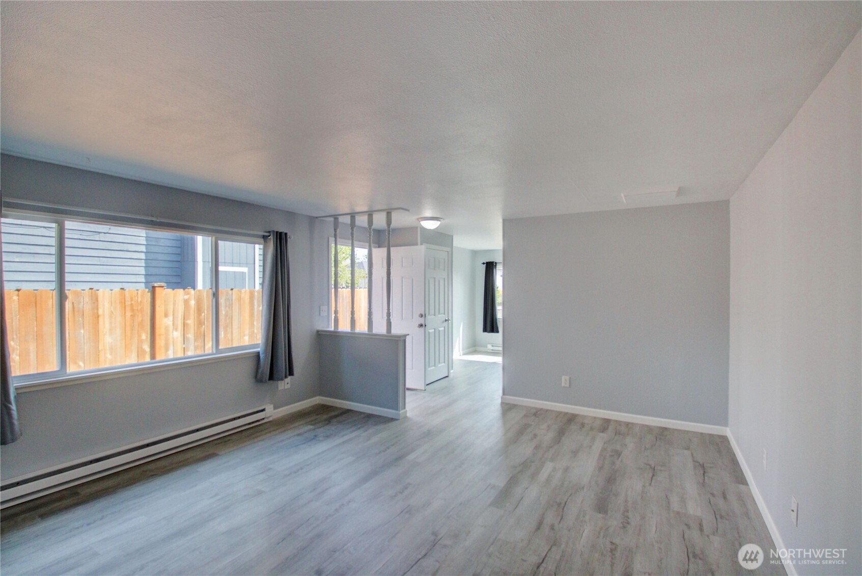 2524 Walnut Street Property Photo 15