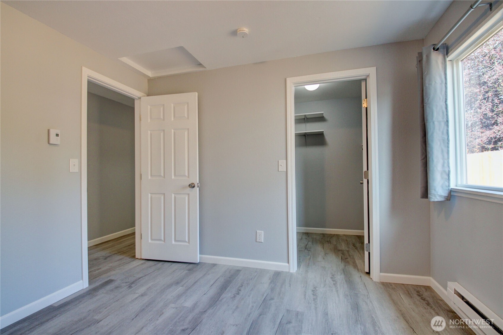 2524 Walnut Street Property Photo 20