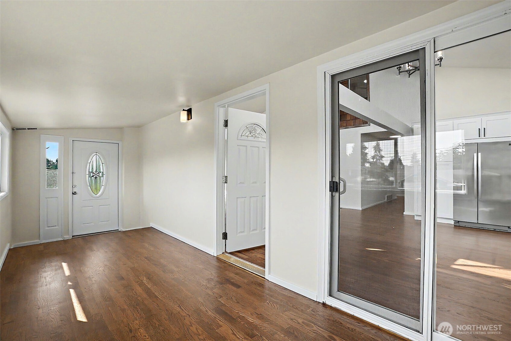 517 E 68th Street Property Photo 6