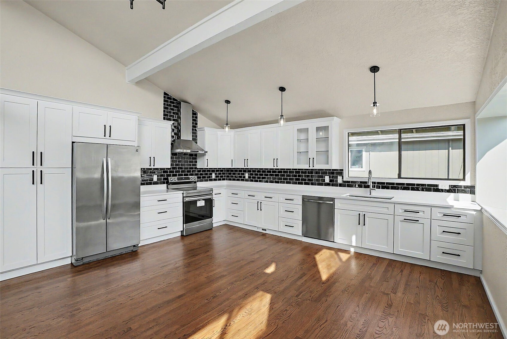 517 E 68th Street Property Photo 8