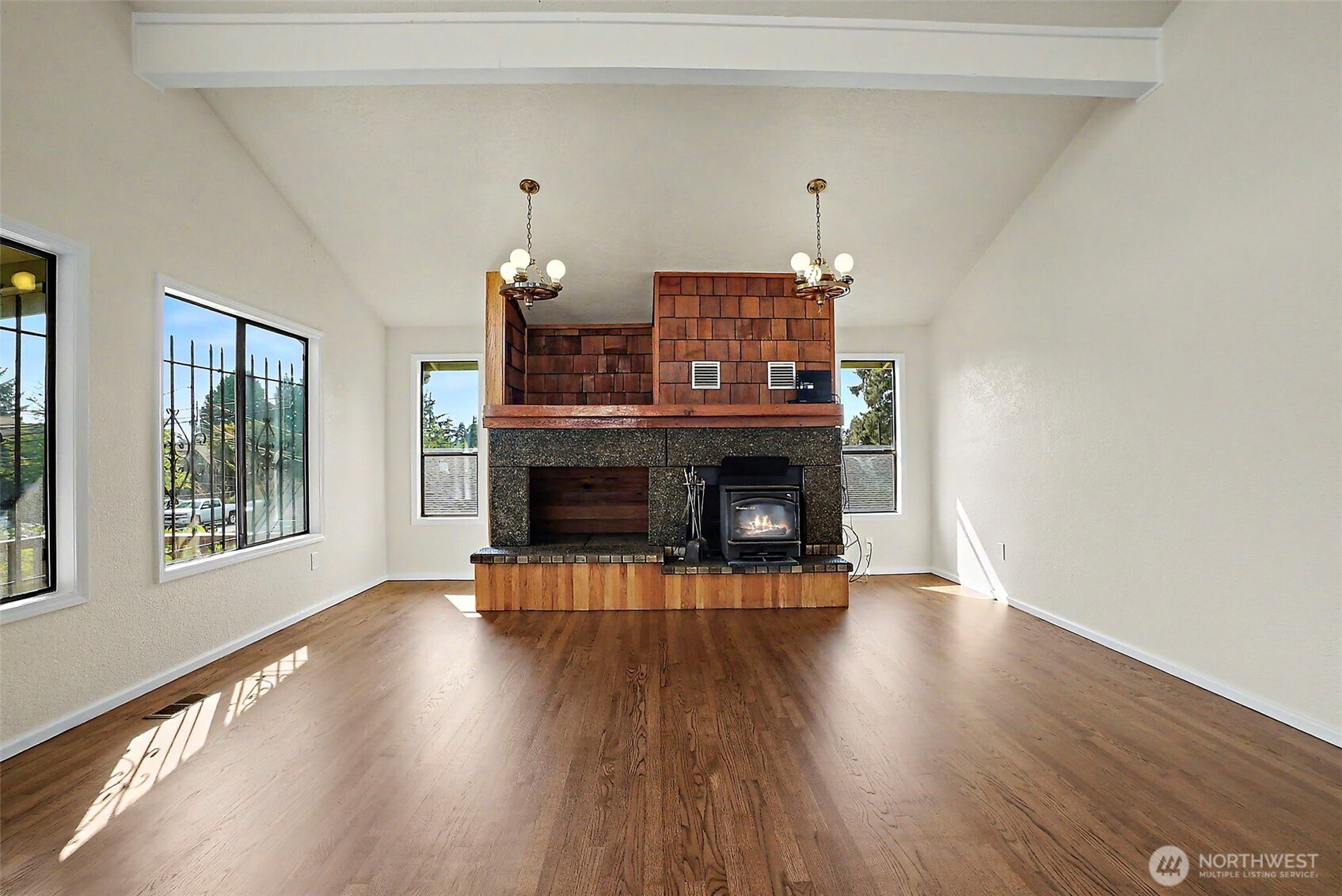 517 E 68th Street Property Photo 13