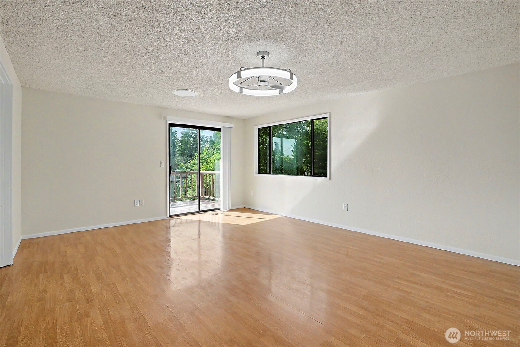 517 E 68th Street Property Photo 16