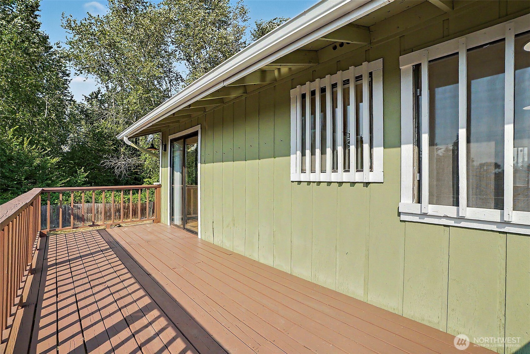 517 E 68th Street Property Photo 32