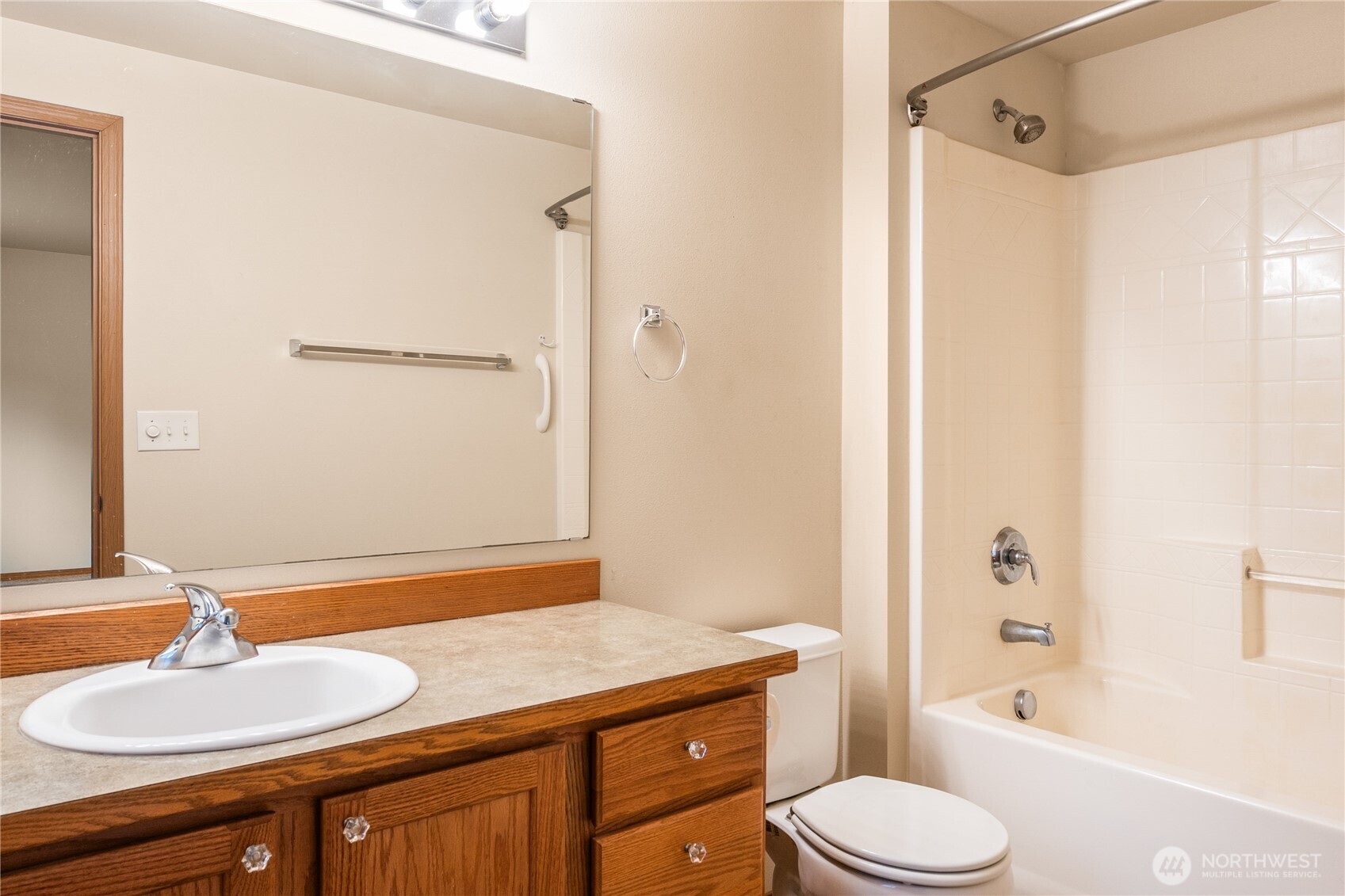 1011 E Sunset Hill Road Property Photo 24
