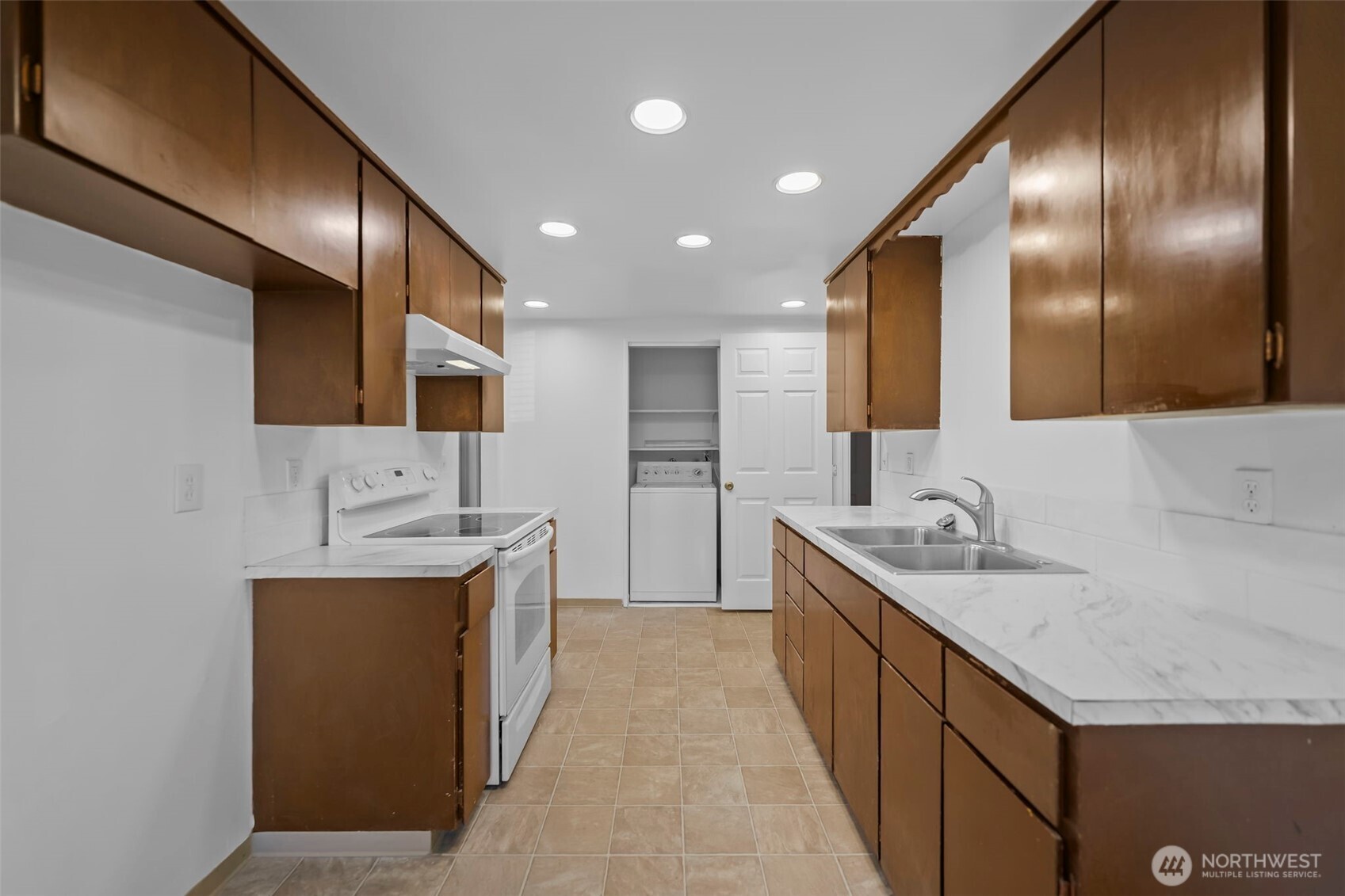 3514 S K Street Property Photo 13