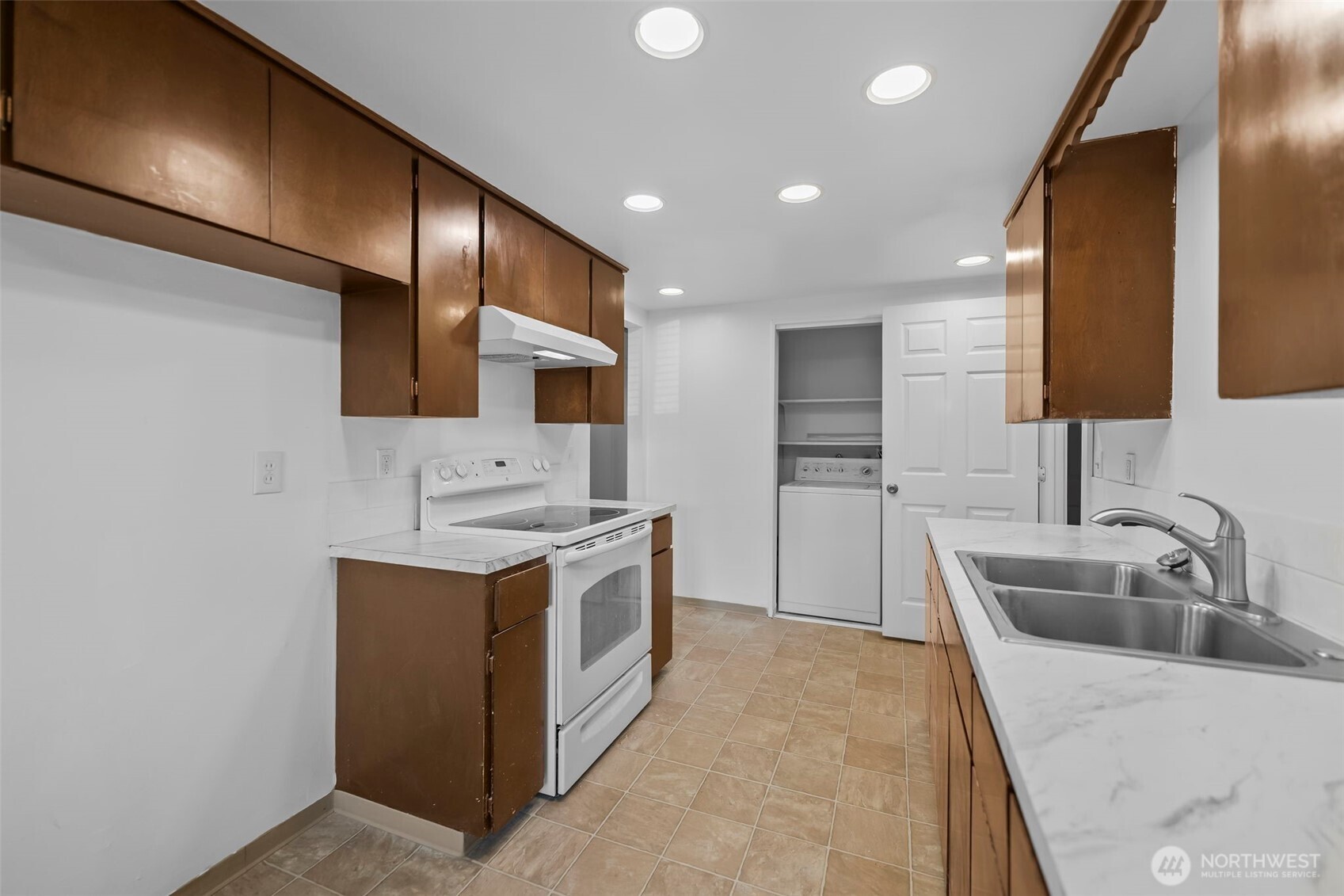 3514 S K Street Property Photo 17