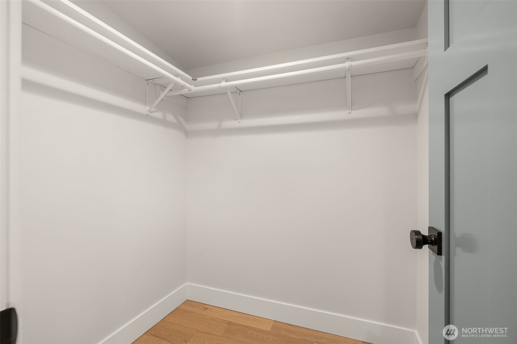 10530 Ashworth Avenue B Property Photo 20