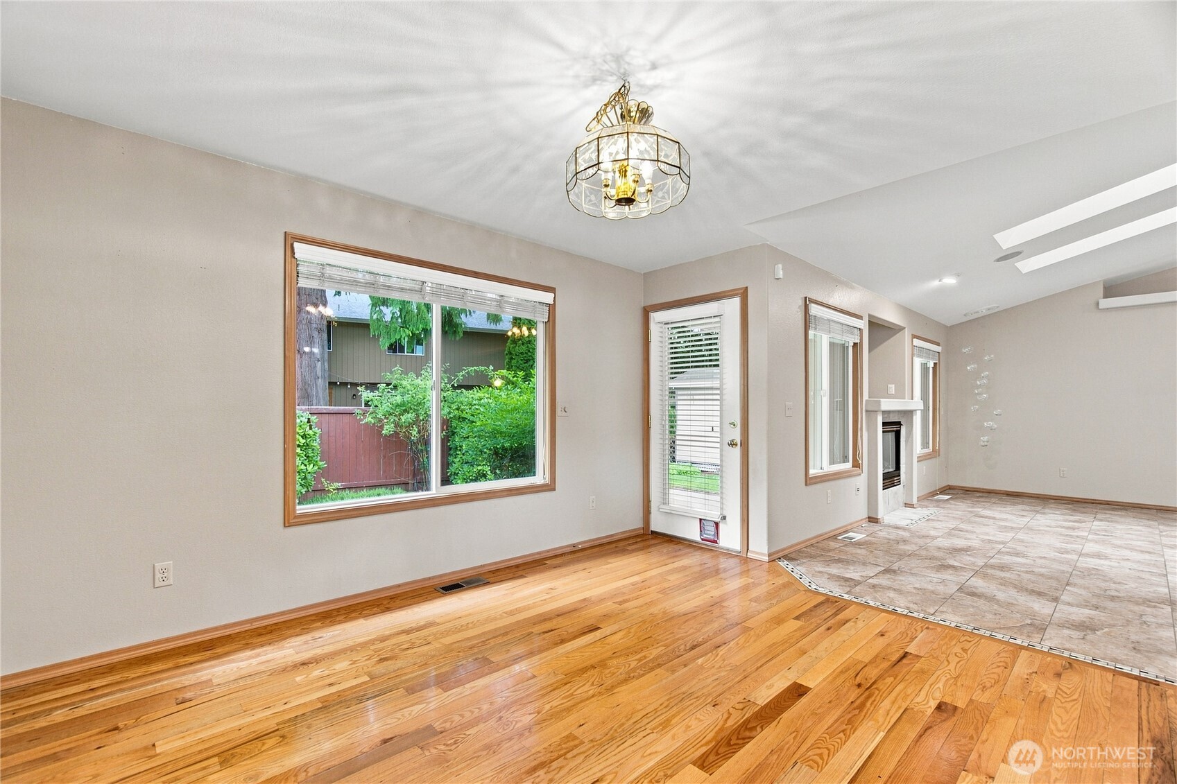 1846 53rd Loop Property Photo 8