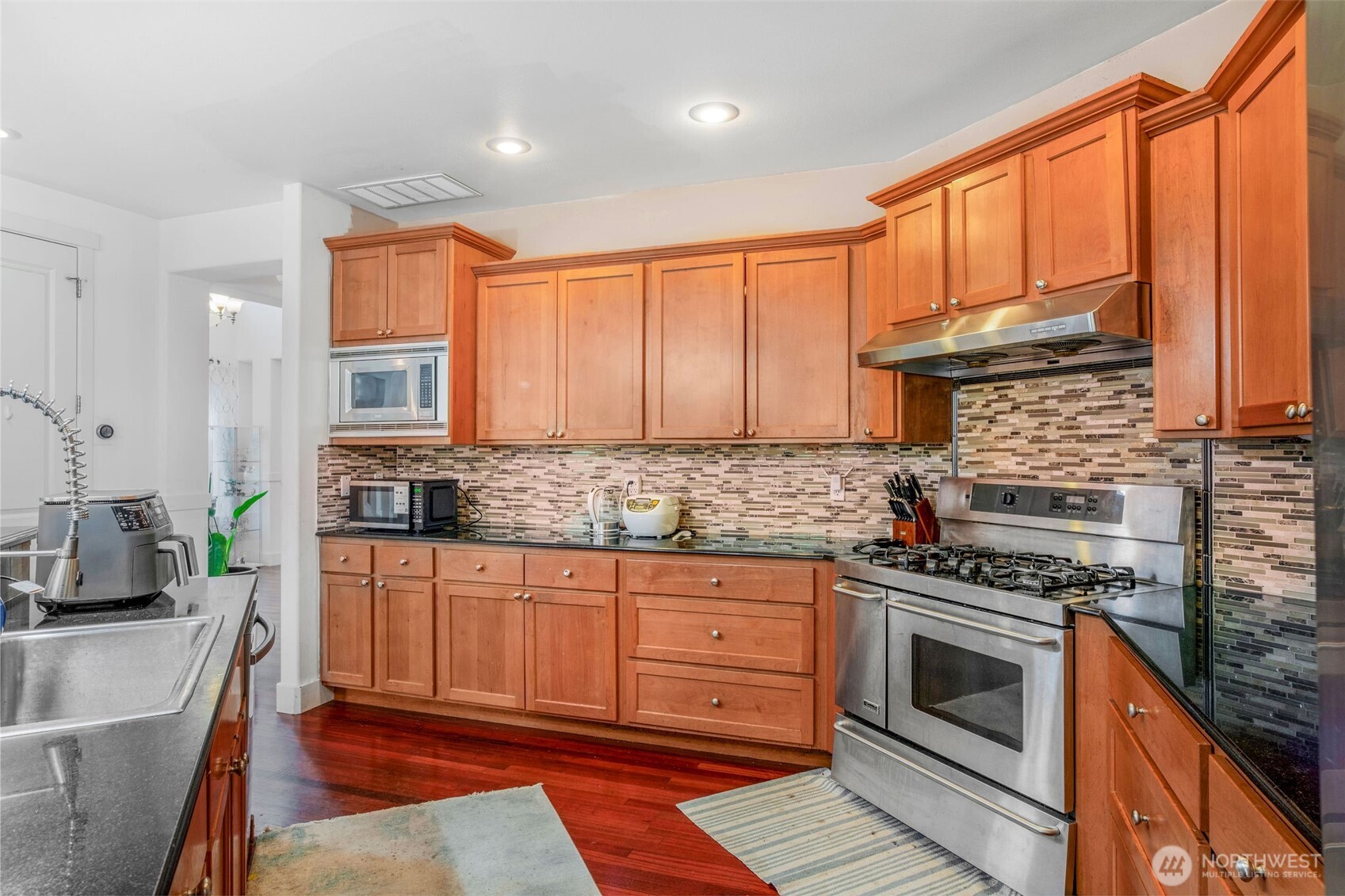 1825 Redmond Place Property Photo 8