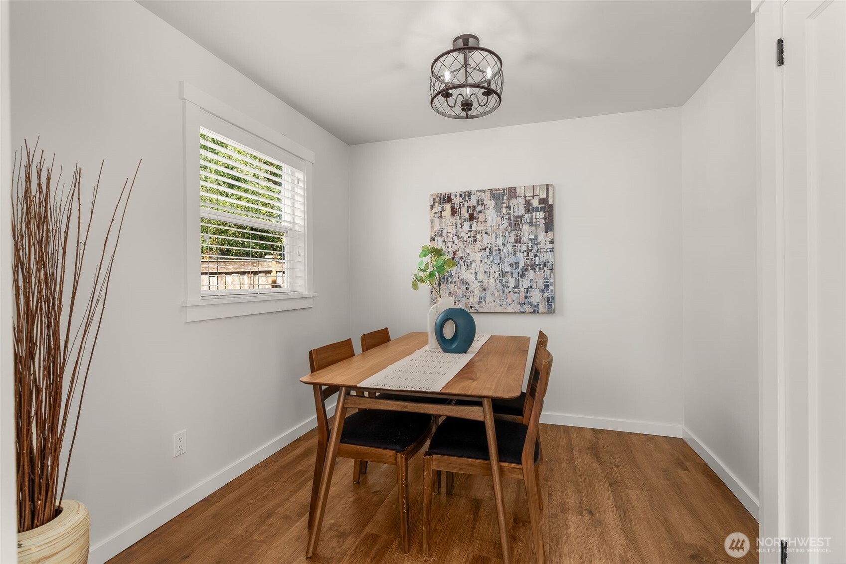 10530 Ashworth Avenue Property Photo 6