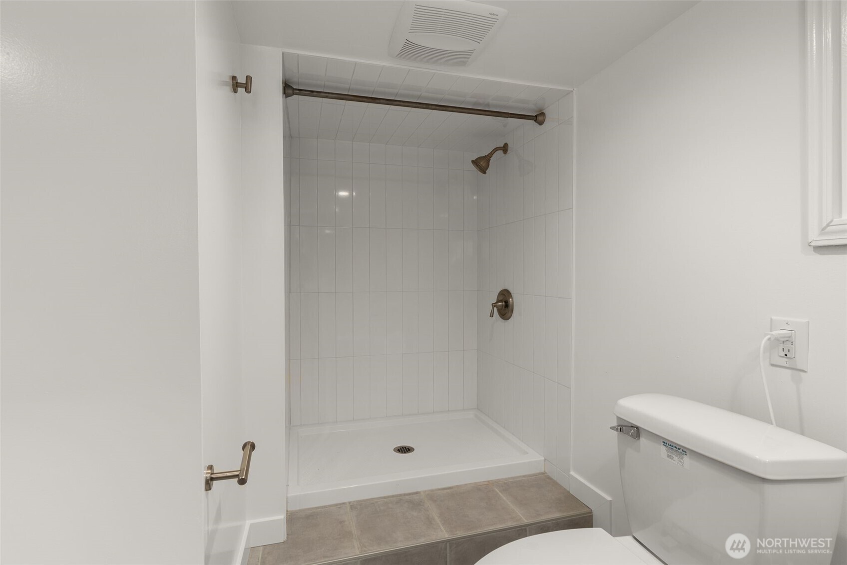 10530 Ashworth Avenue Property Photo 20