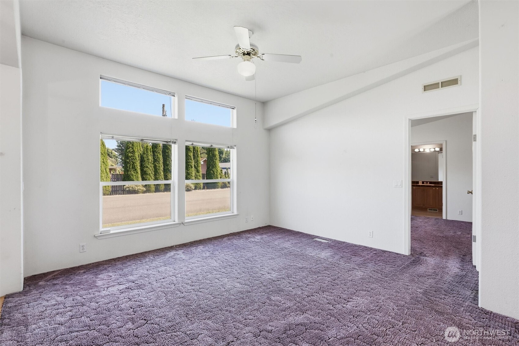 627 Andrew Drive Property Photo 7