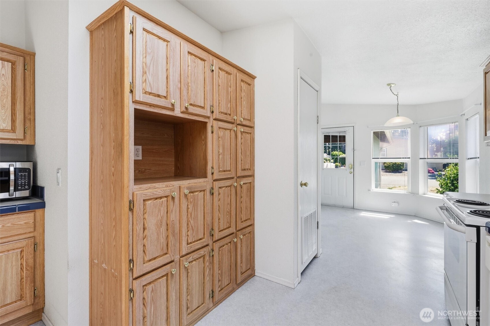 627 Andrew Drive Property Photo 17