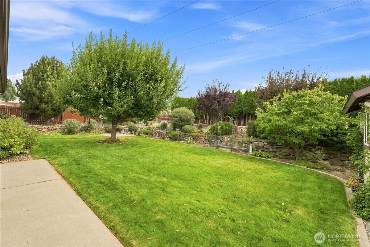 29 S Meadowbrook Lane Property Photo 34