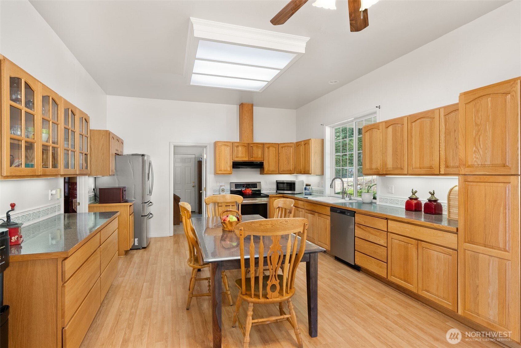 12832 Hunter Road Property Photo 14