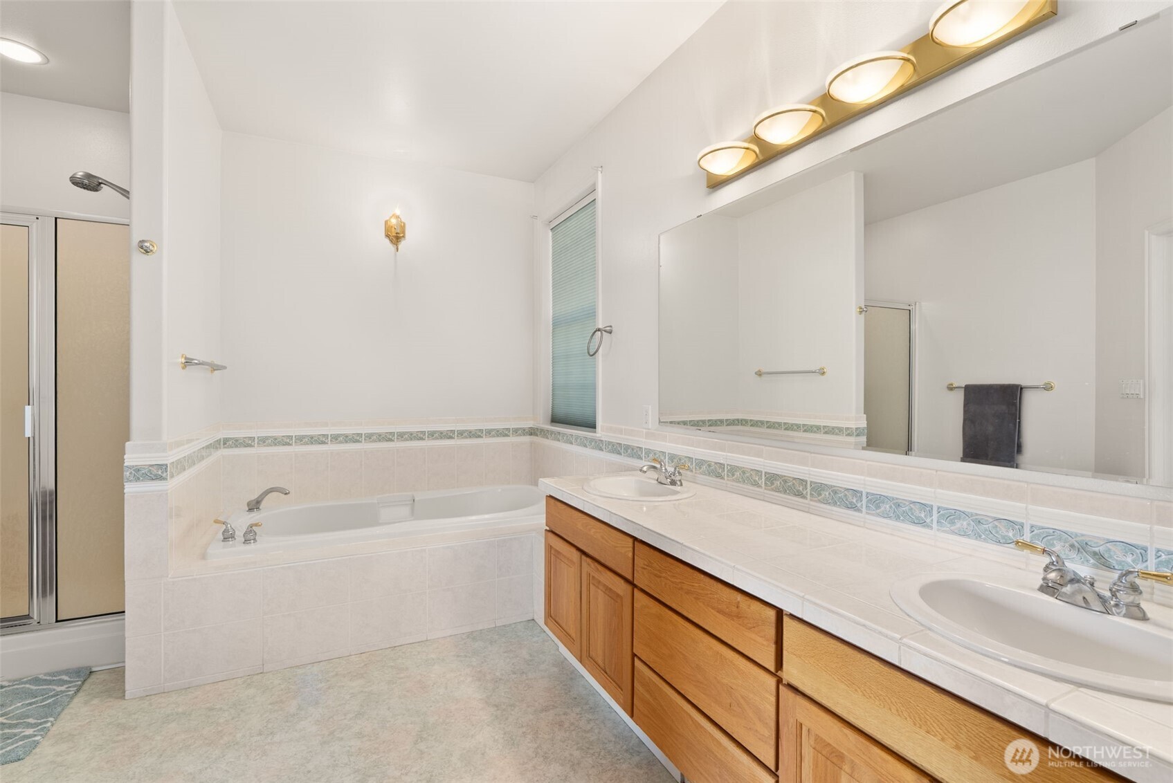 12832 Hunter Road Property Photo 16