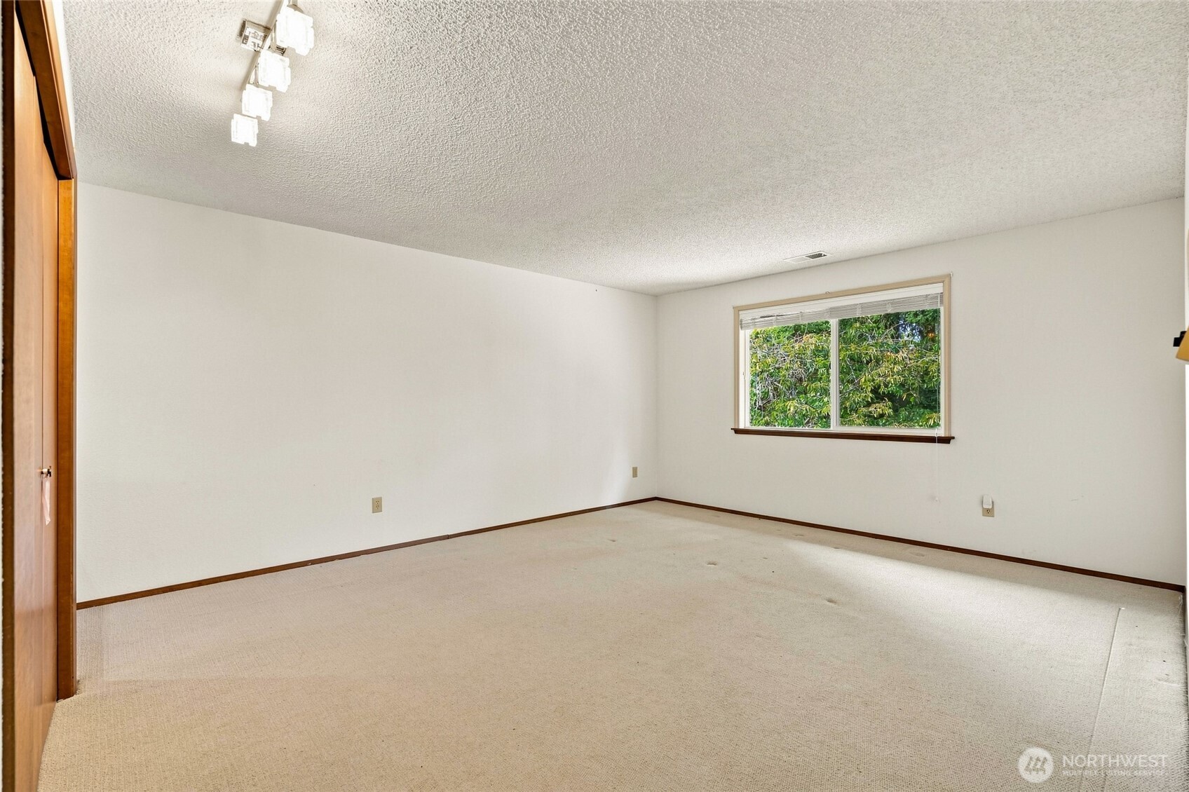 2315 140th Place Property Photo 31