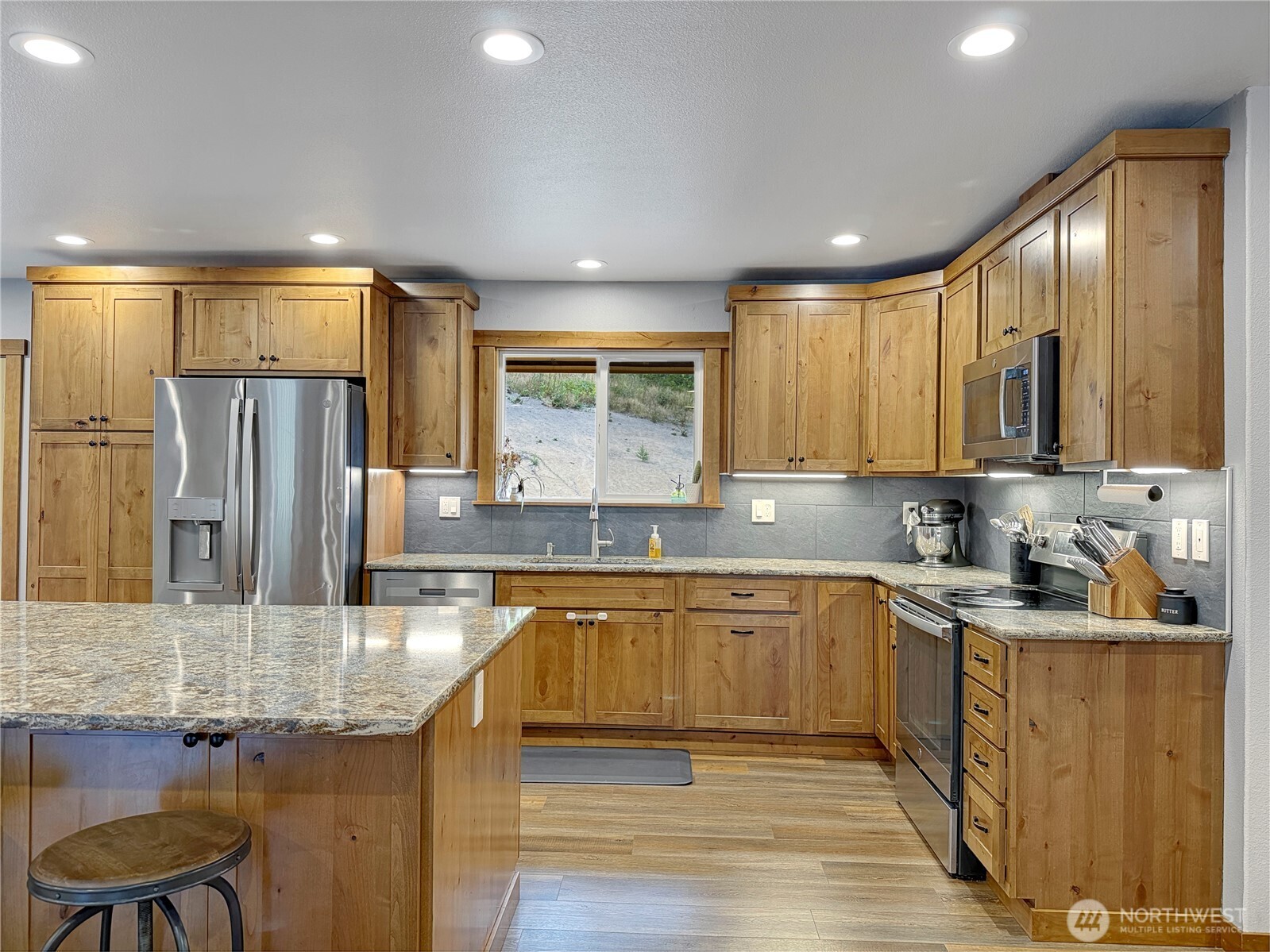 161 Lund Road Property Photo 6