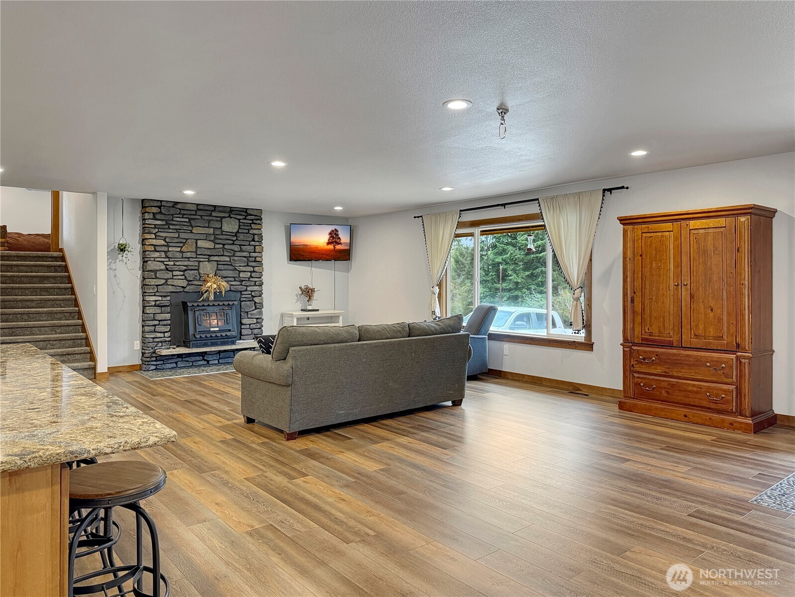 161 Lund Road Property Photo 11