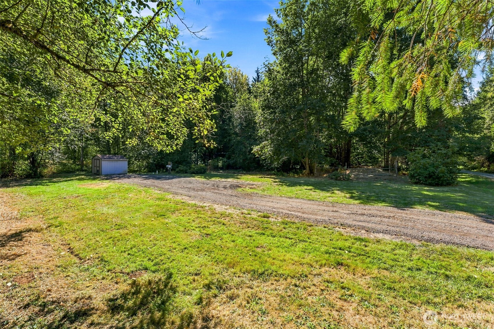 2011 35th Lane Property Photo 3