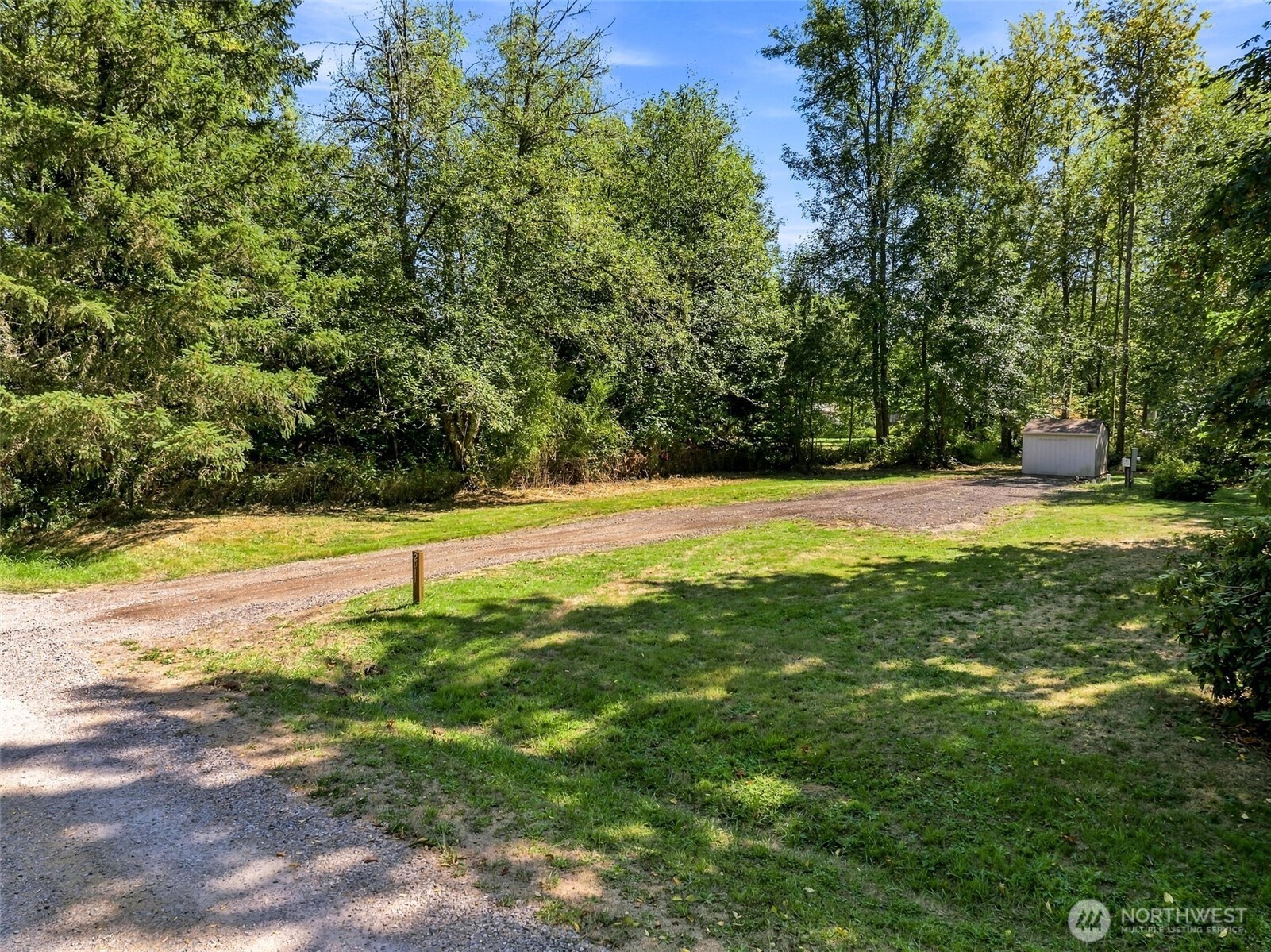 2011 35th Lane Property Photo 15