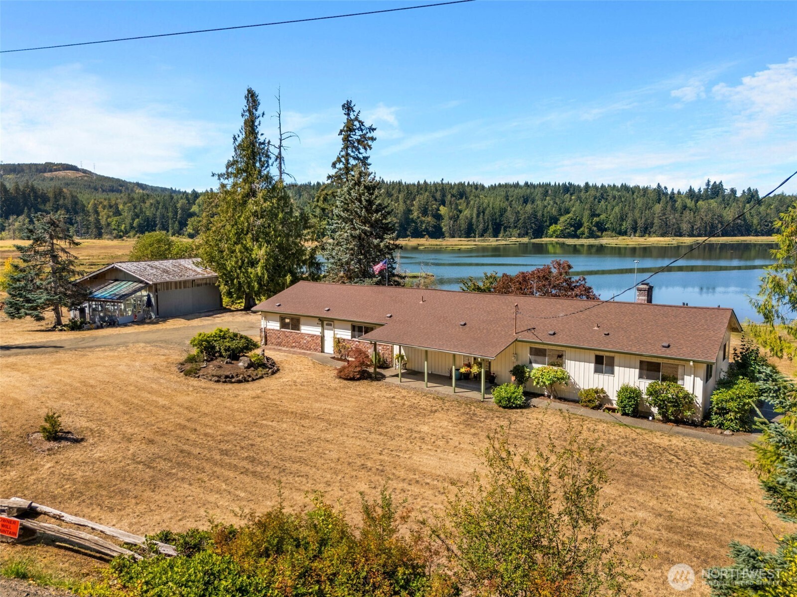 611 Se Kamilche Point Road Property Photo 5