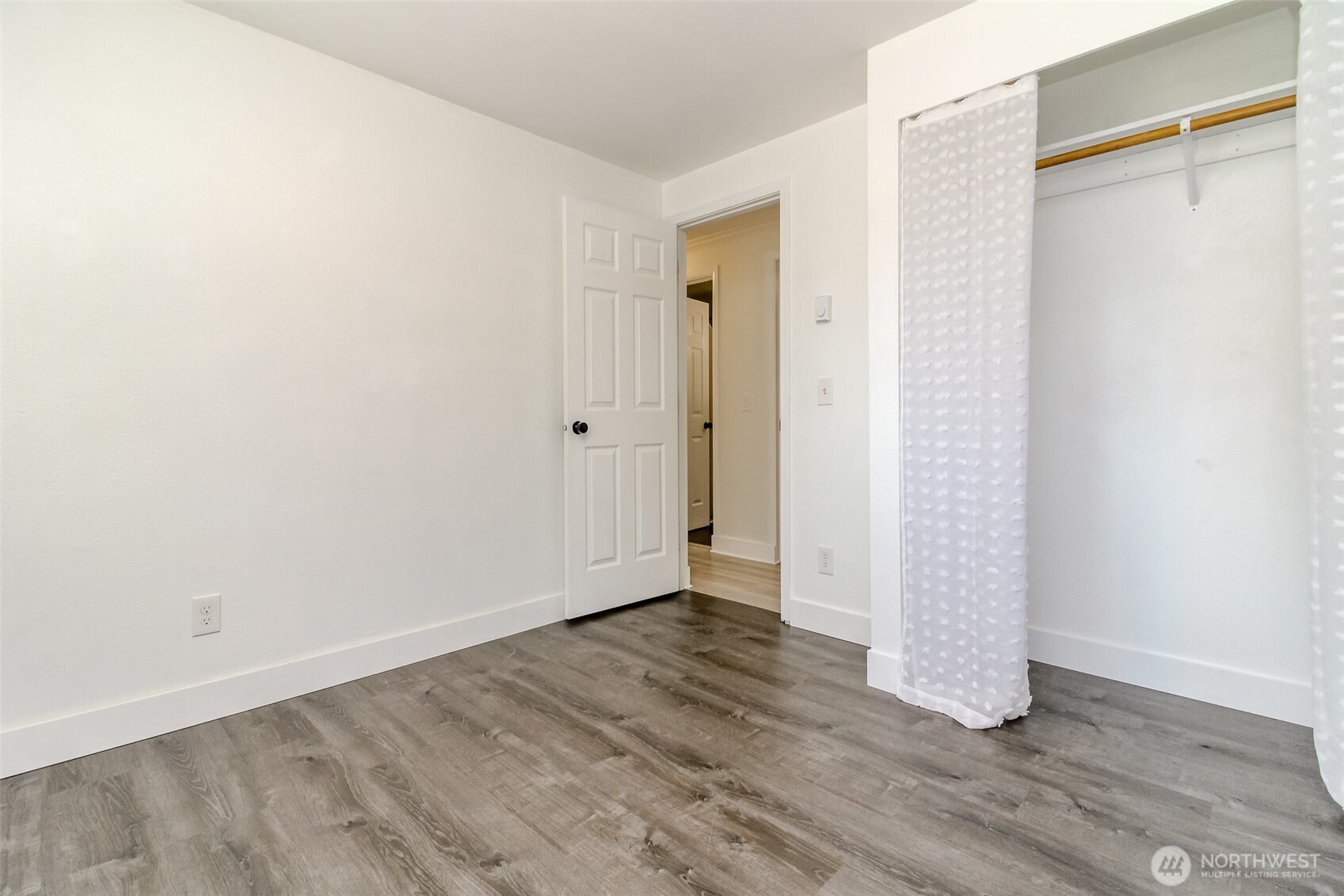 24410 Terrace Pl Property Photo 19