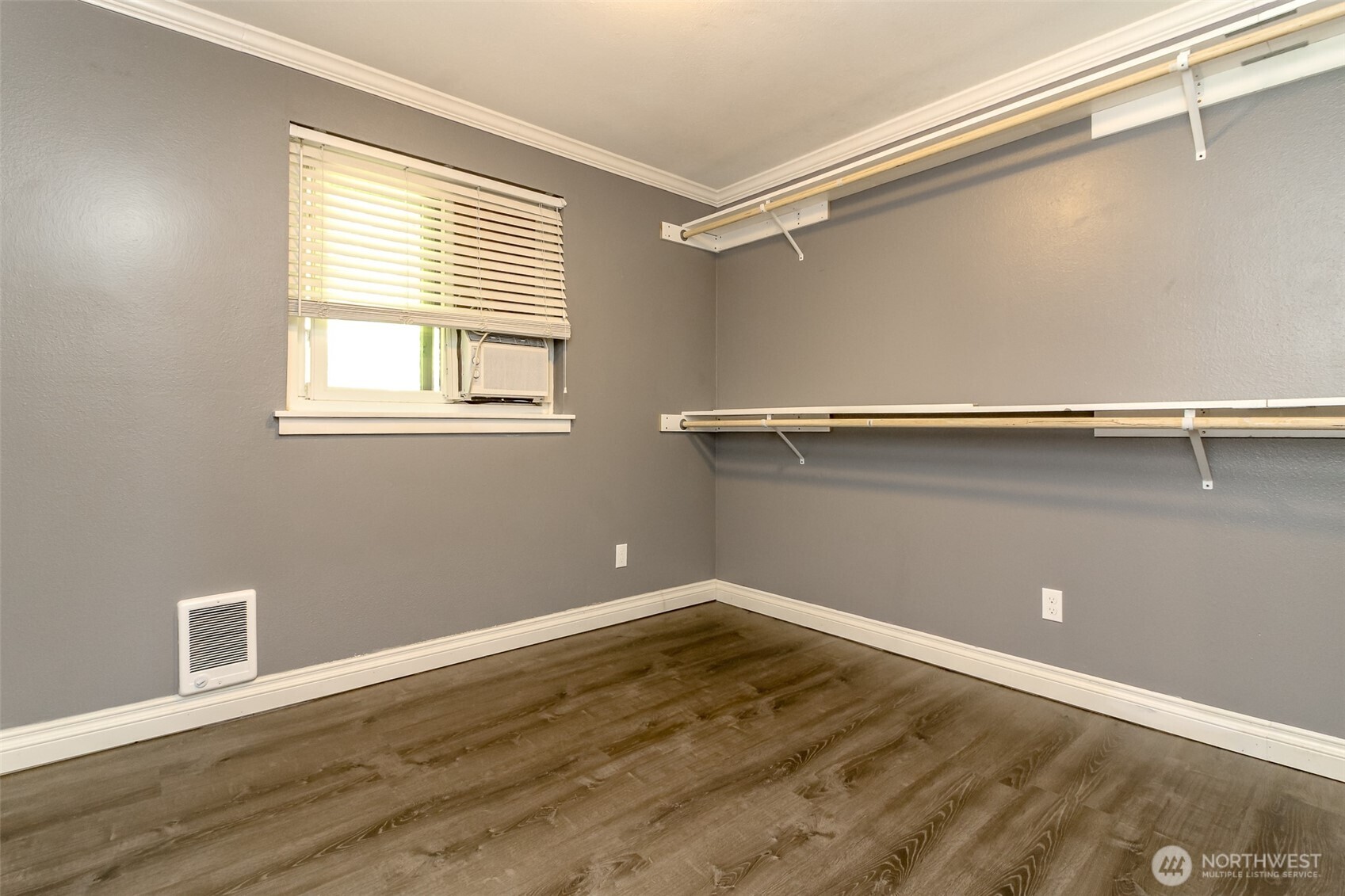 24410 Terrace Pl Property Photo 20