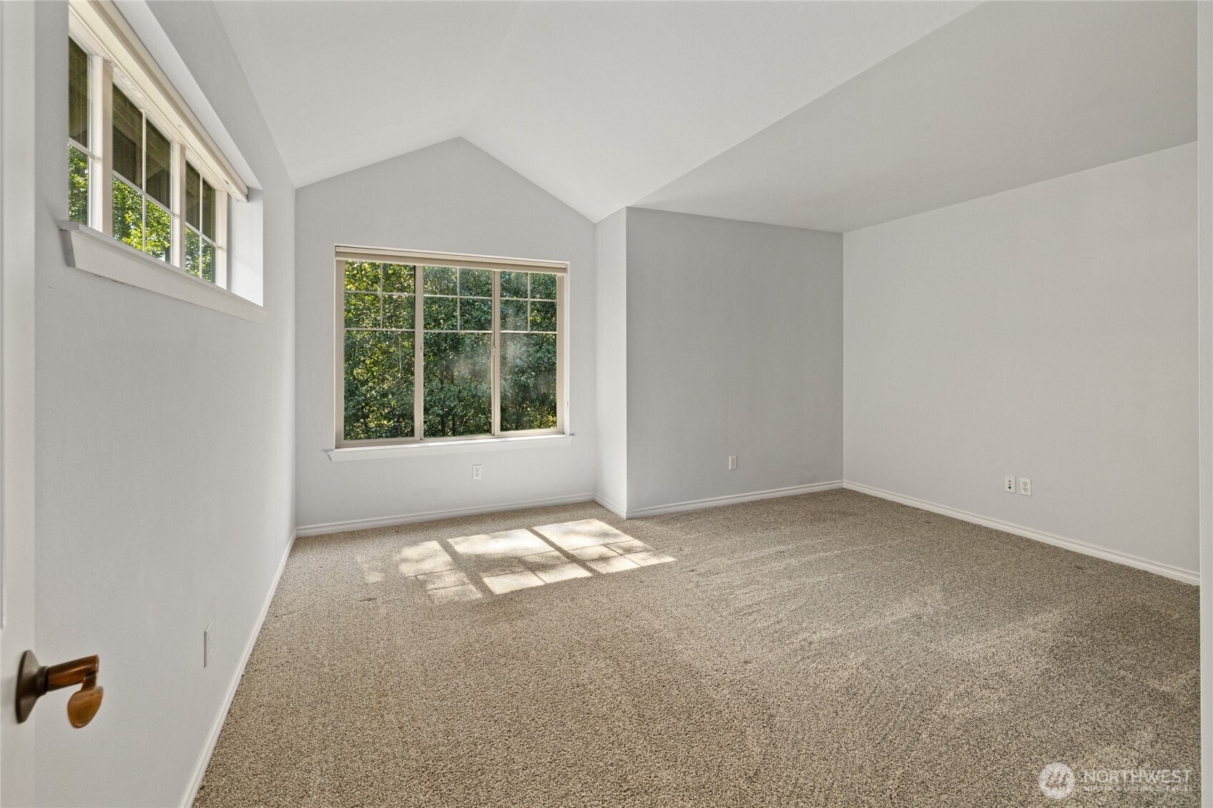 215 Sagebrook Lane Property Photo 17