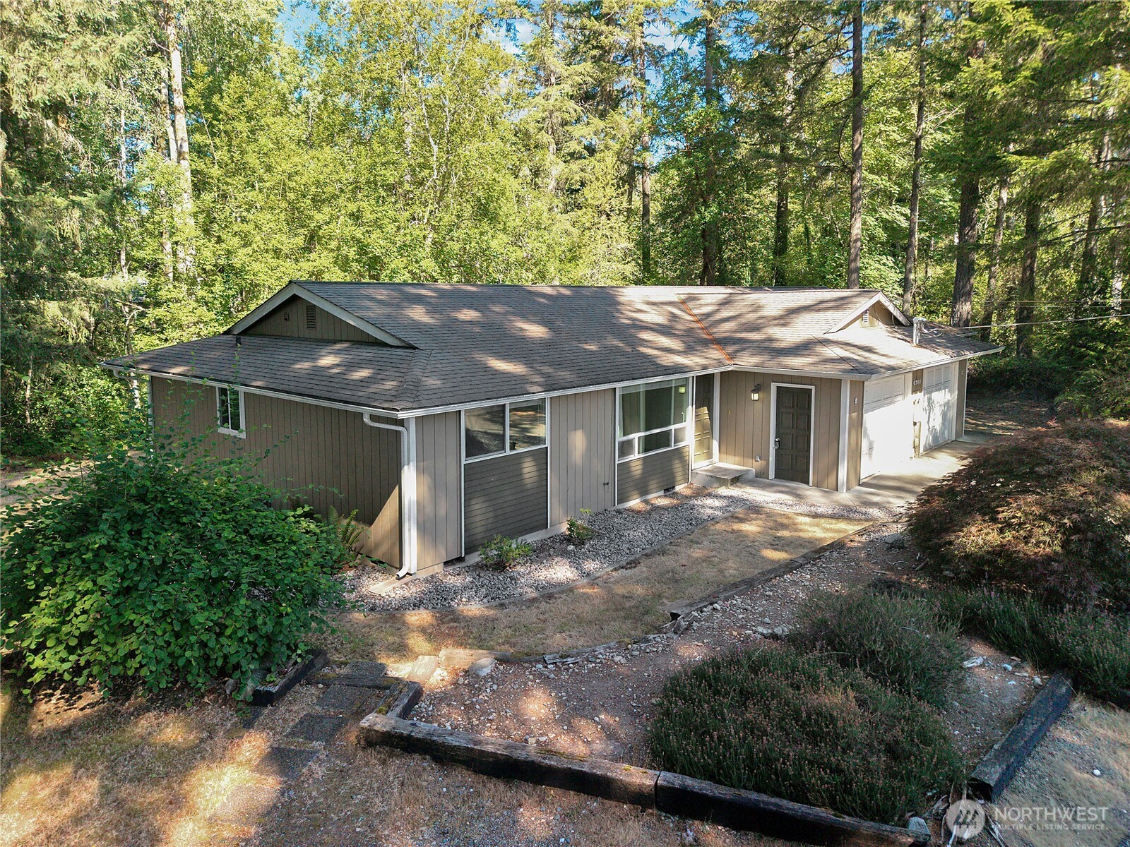 6708 46th Avenue A&b Property Photo 6