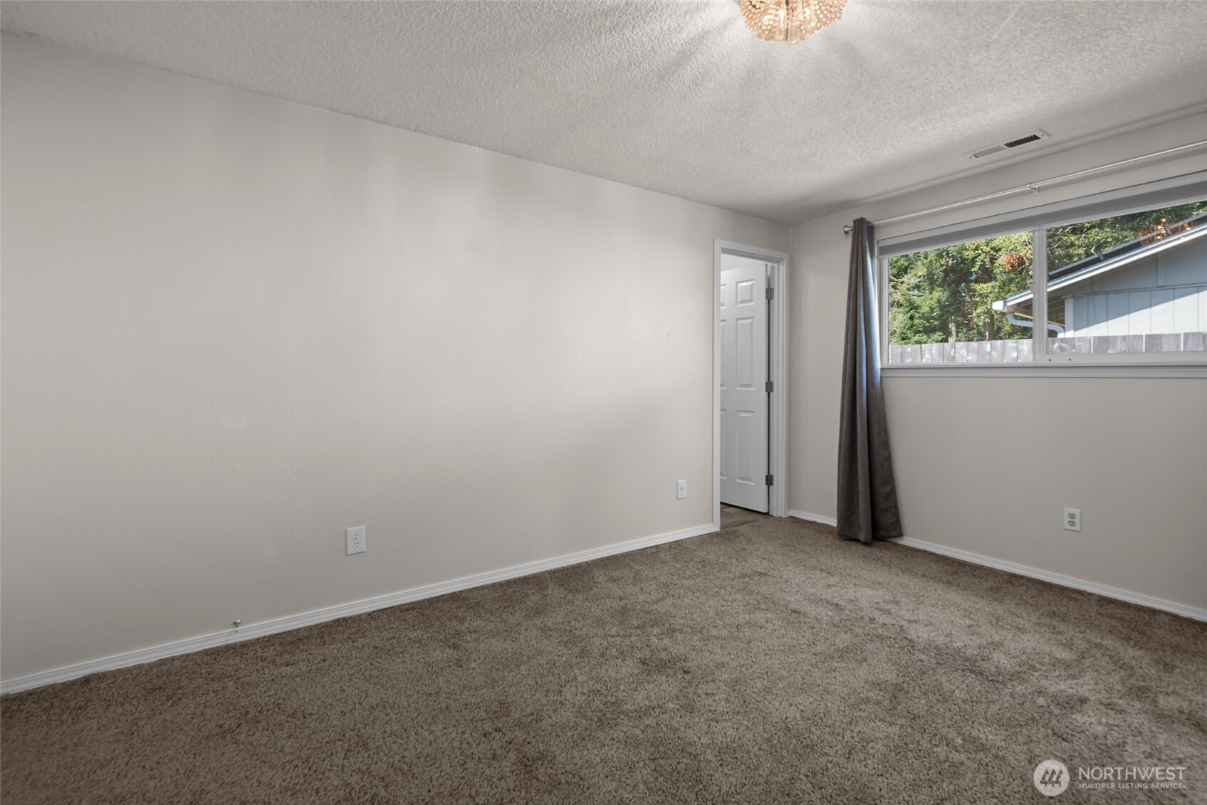 6779 Troy Lane Property Photo 24