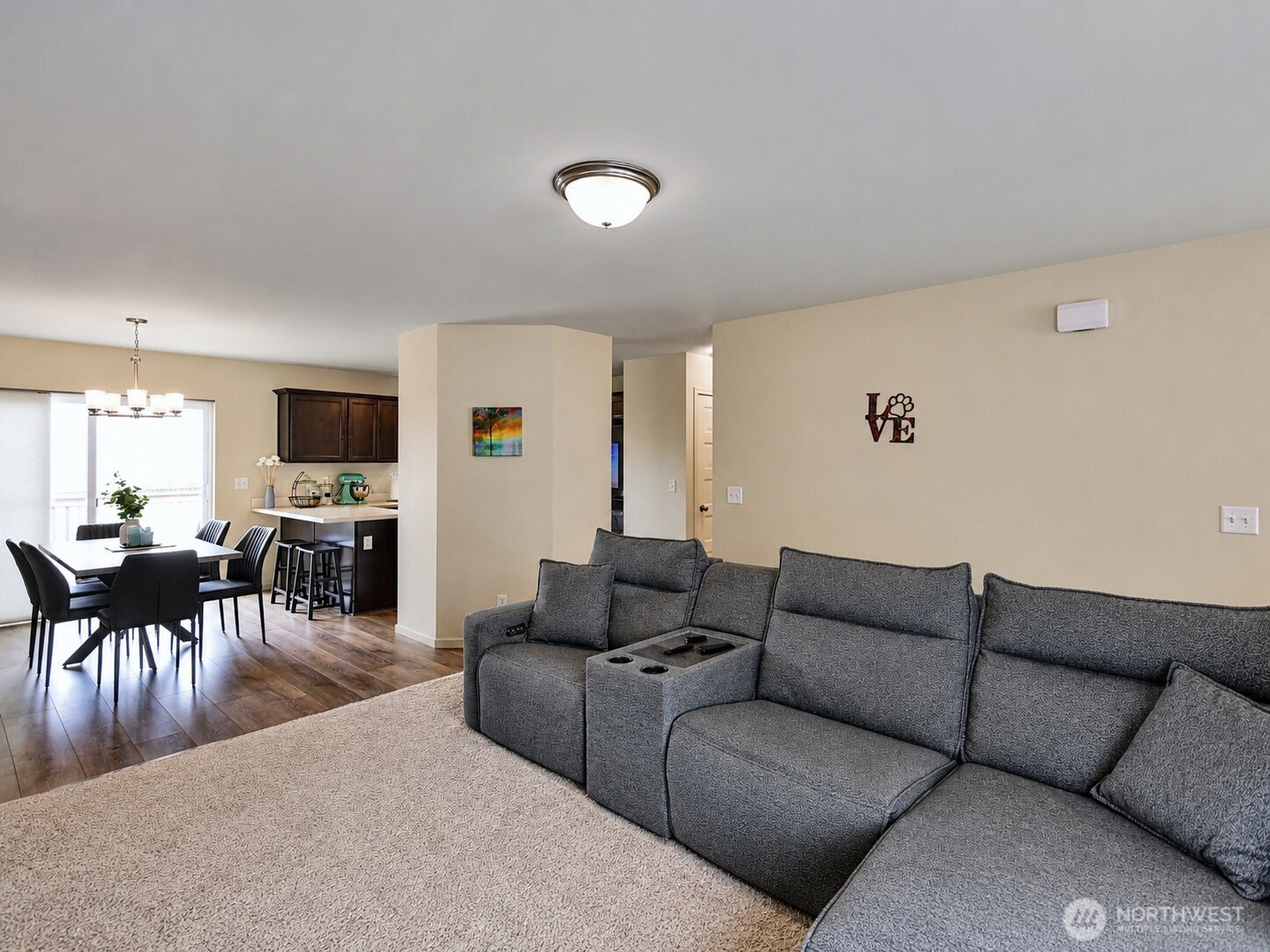 4334 69th Avenue Property Photo 4