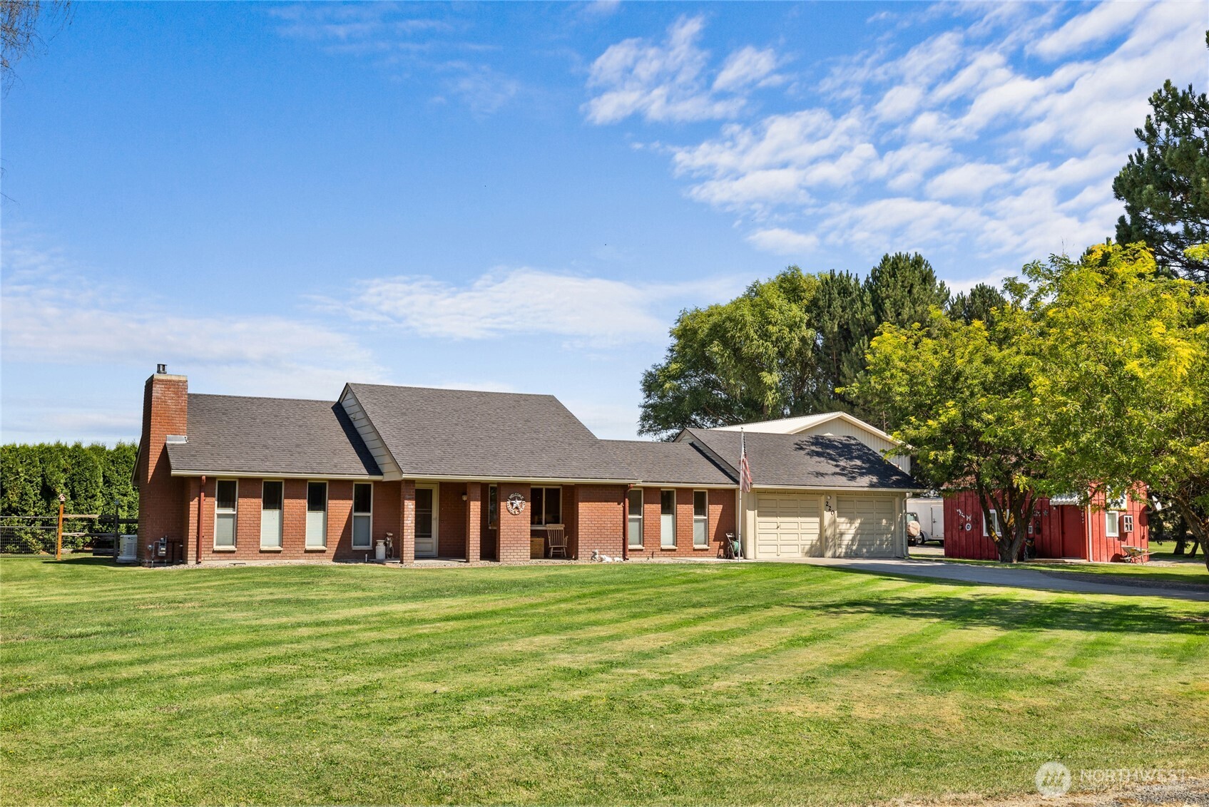 220 E Willis Road Property Photo 23