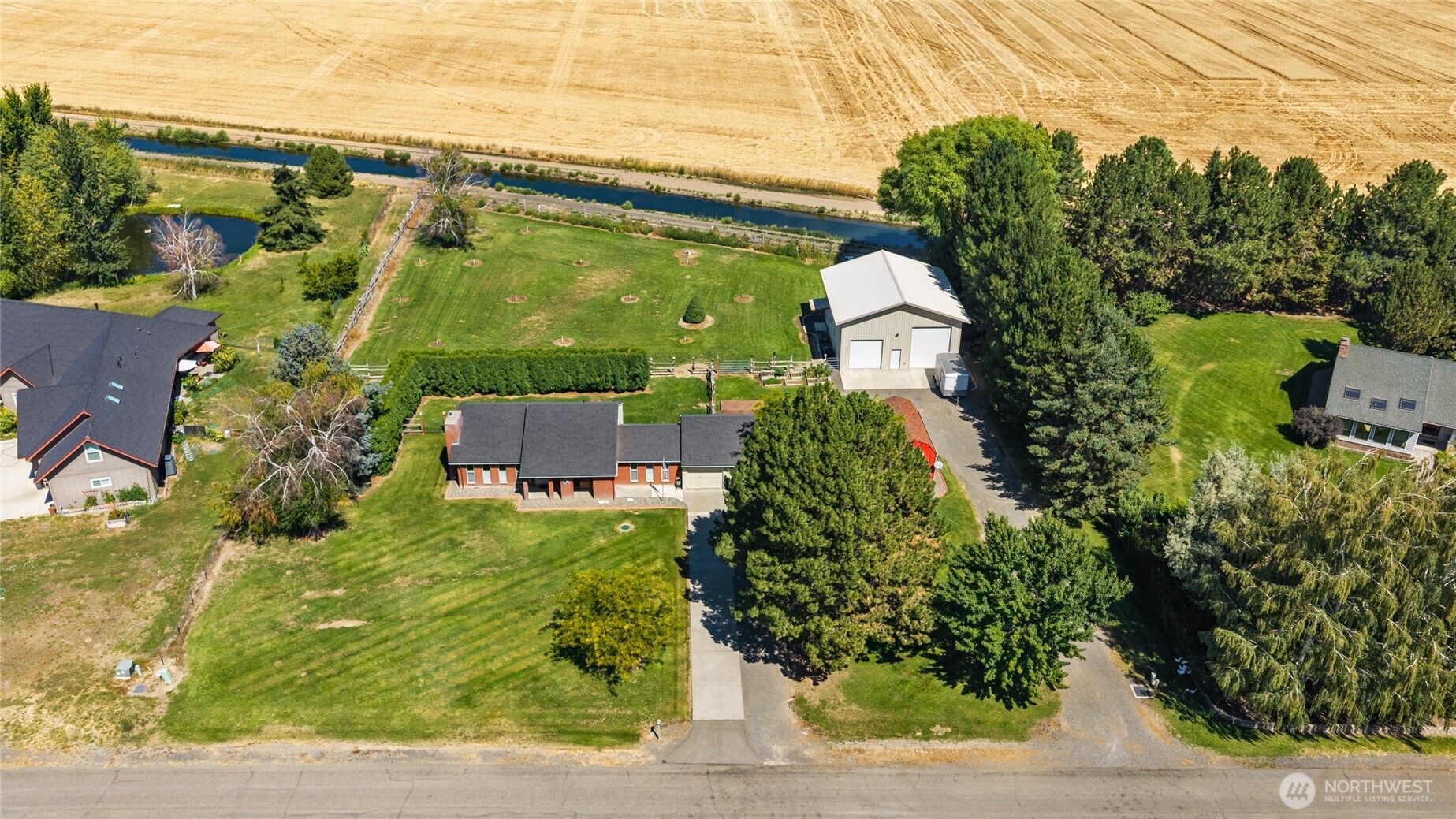 220 E Willis Road Property Photo 40